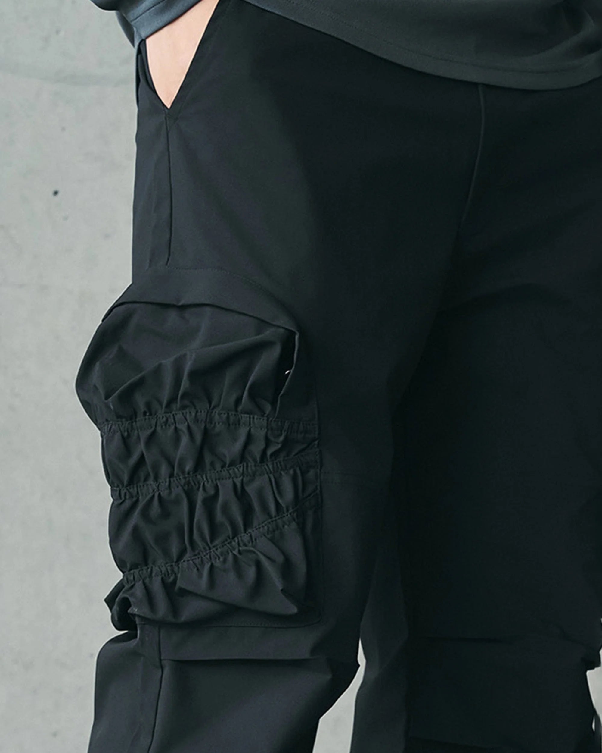 ENSHADOWER Modern Pleated Pocket Ourdoor Pants