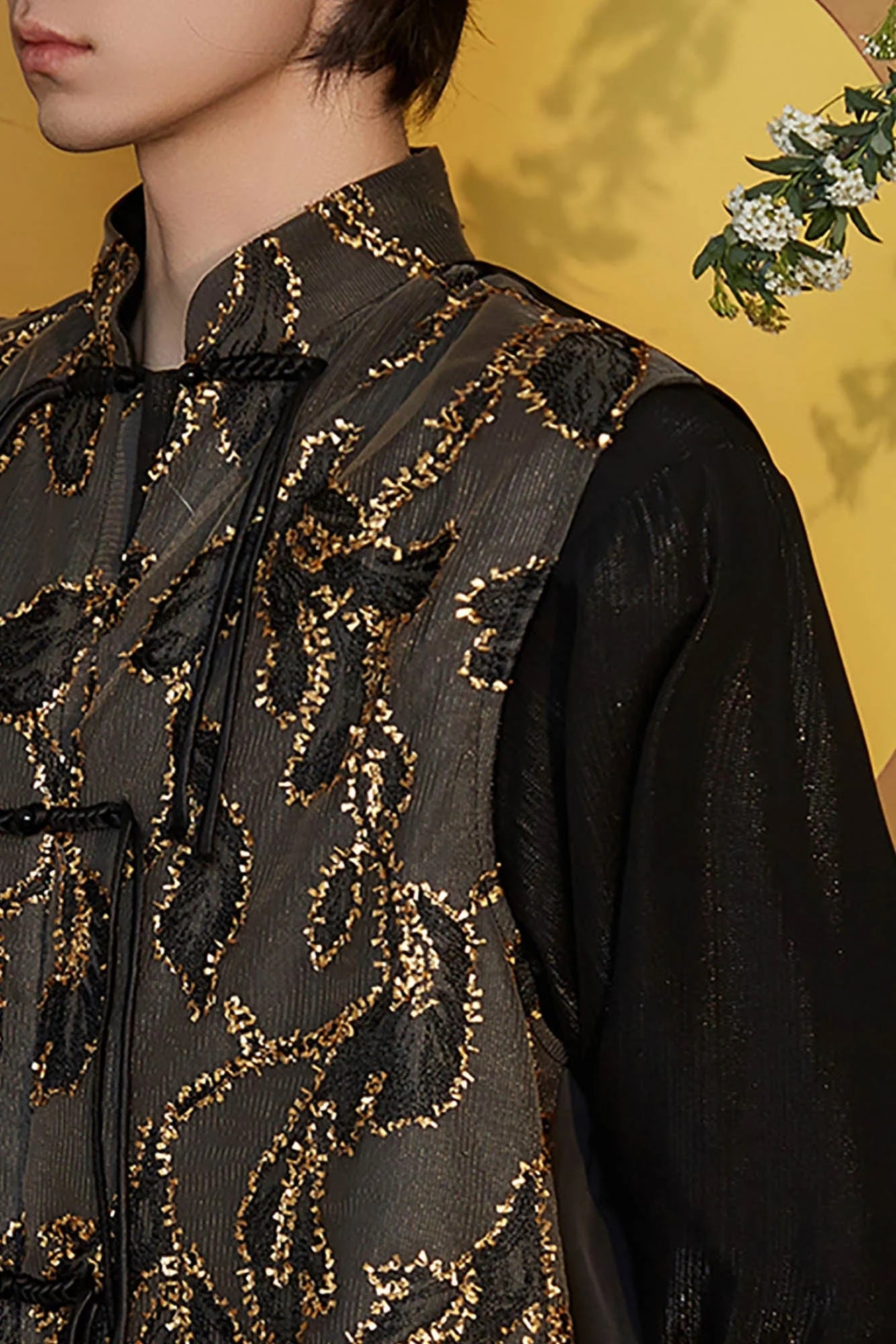 JIECHI Embroidered Metallic Jacquard Frog Button Shirt