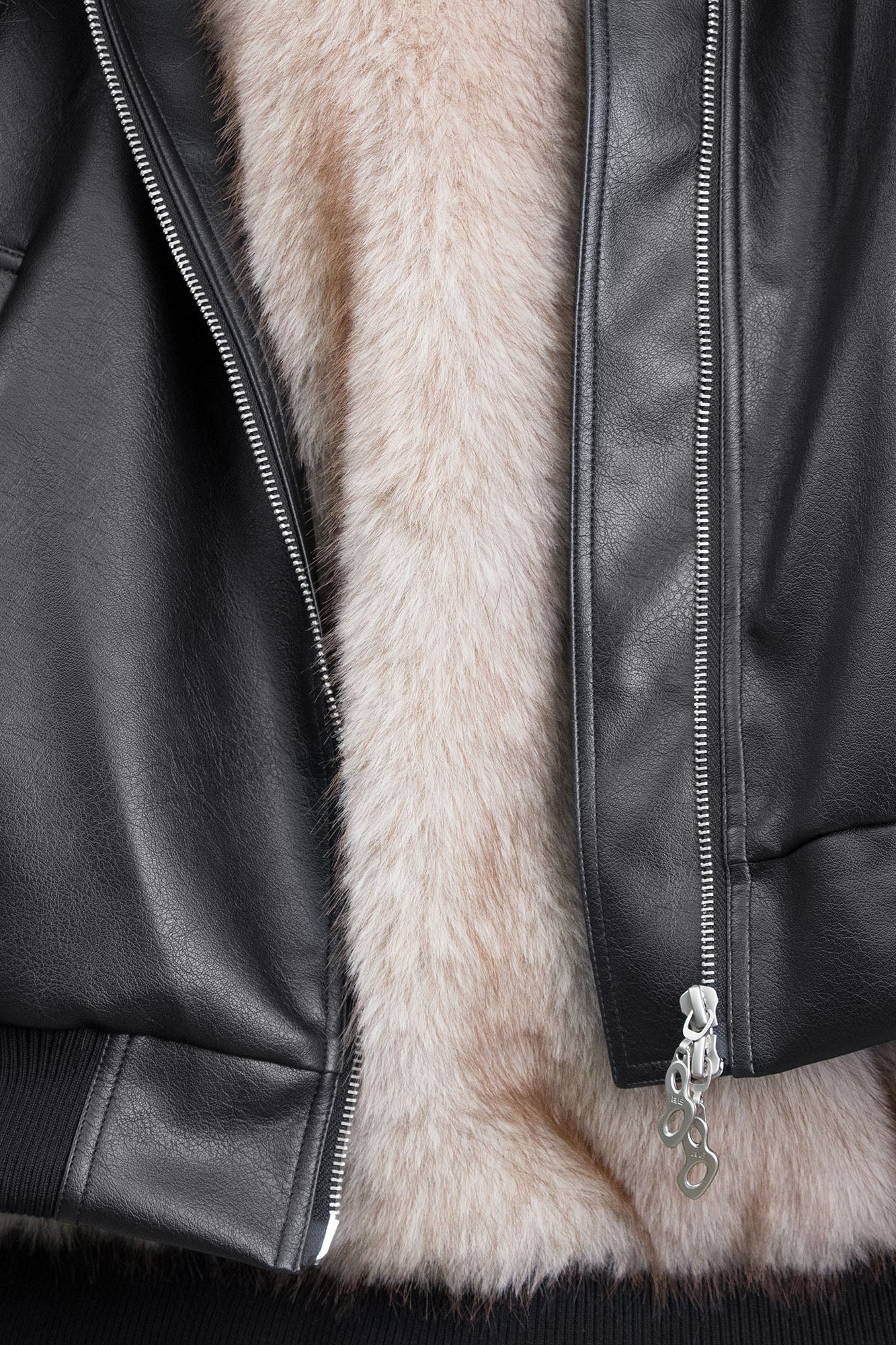 RELABEL Detachable Plush Scarf Ruched Hooded Jacket Black