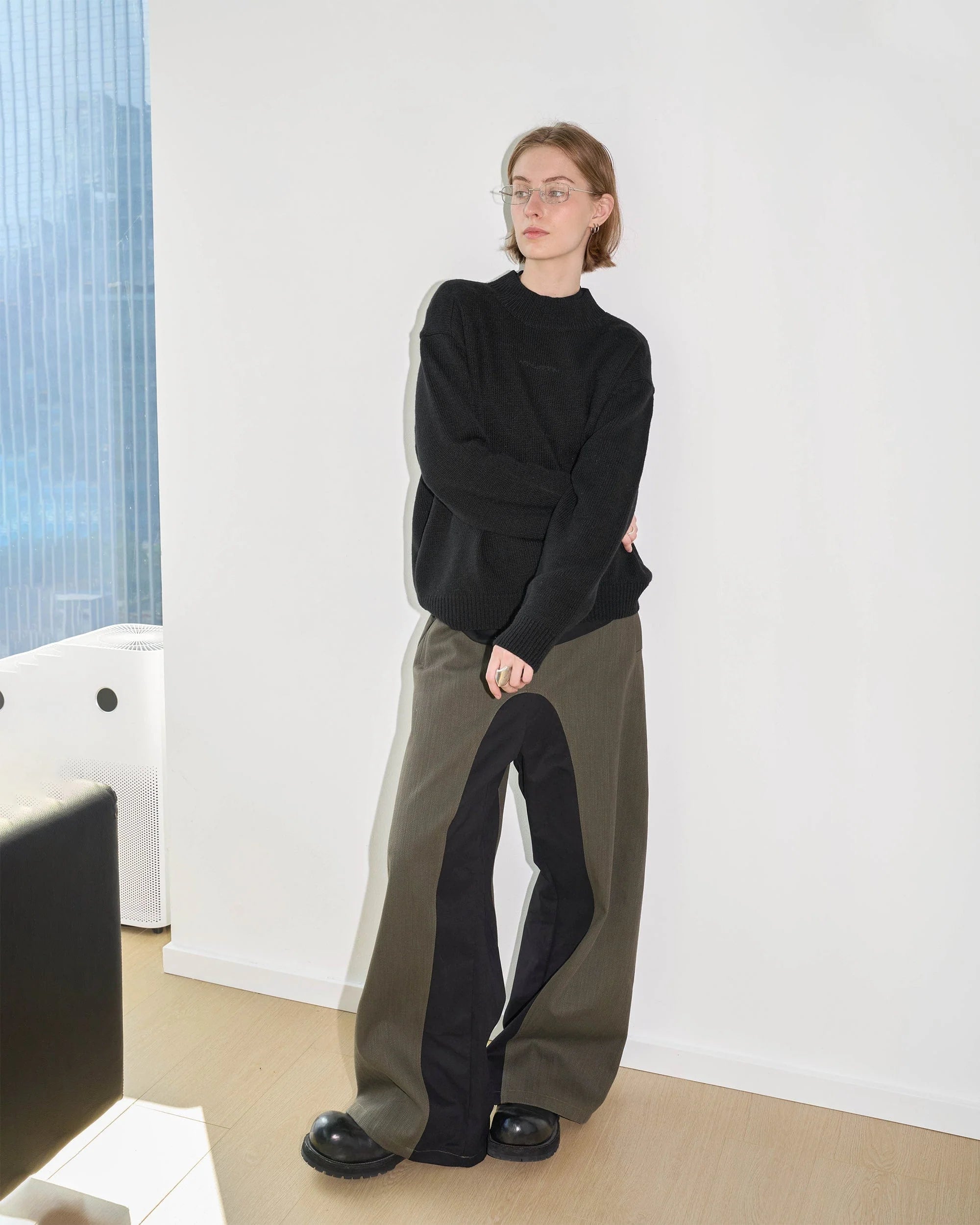 LABELROOM Paneled Color Blocked Zipper Pants
