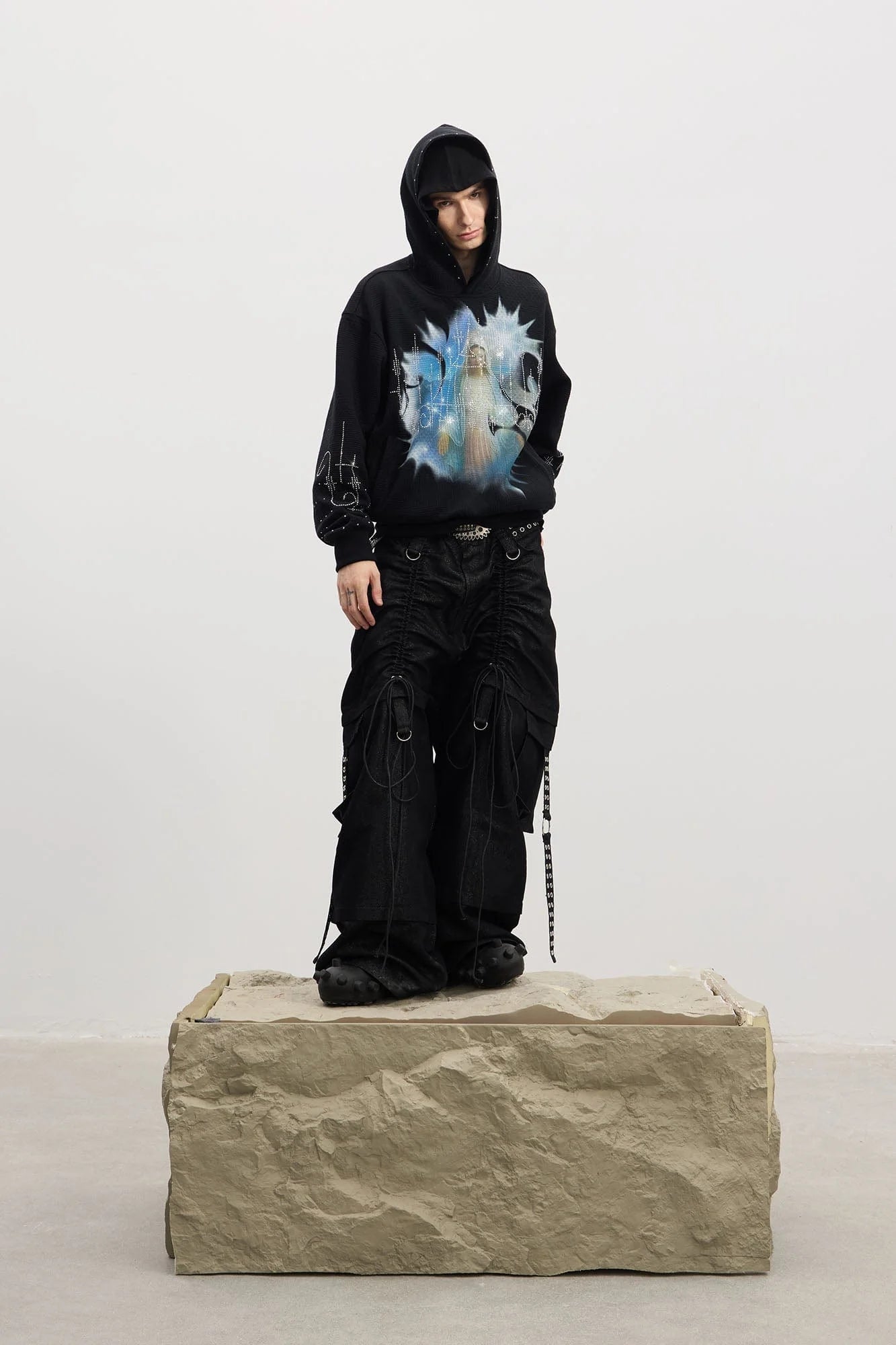 DND4DES Virgin Mary Graphic Rhinestone Hoodie