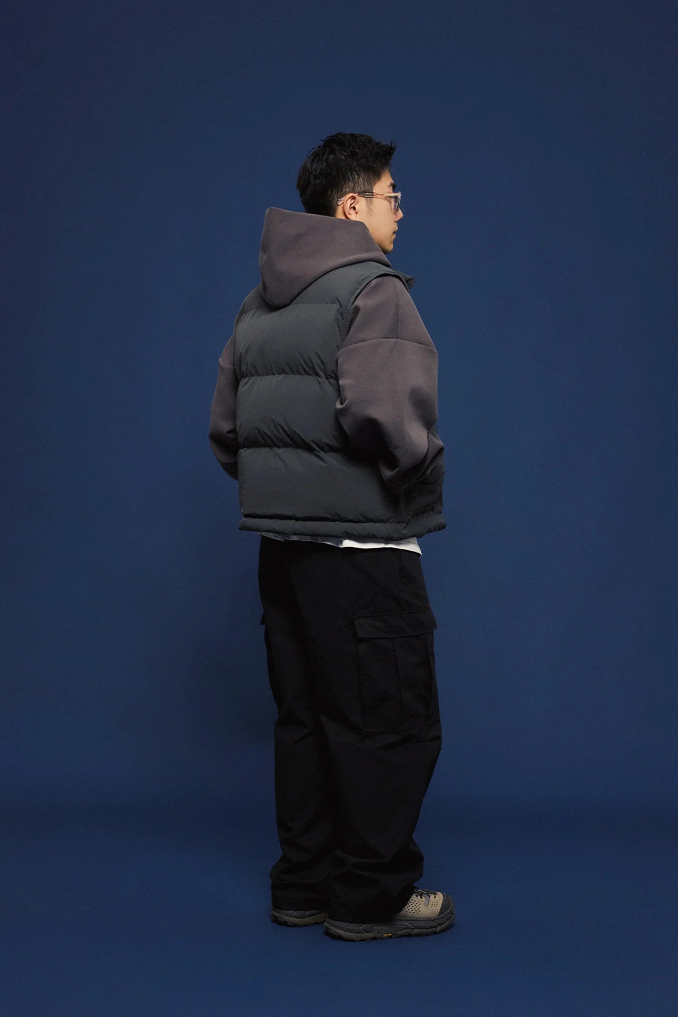 BANANA CLUB Multi-Pockey Pleated-Knee Cargo Pants