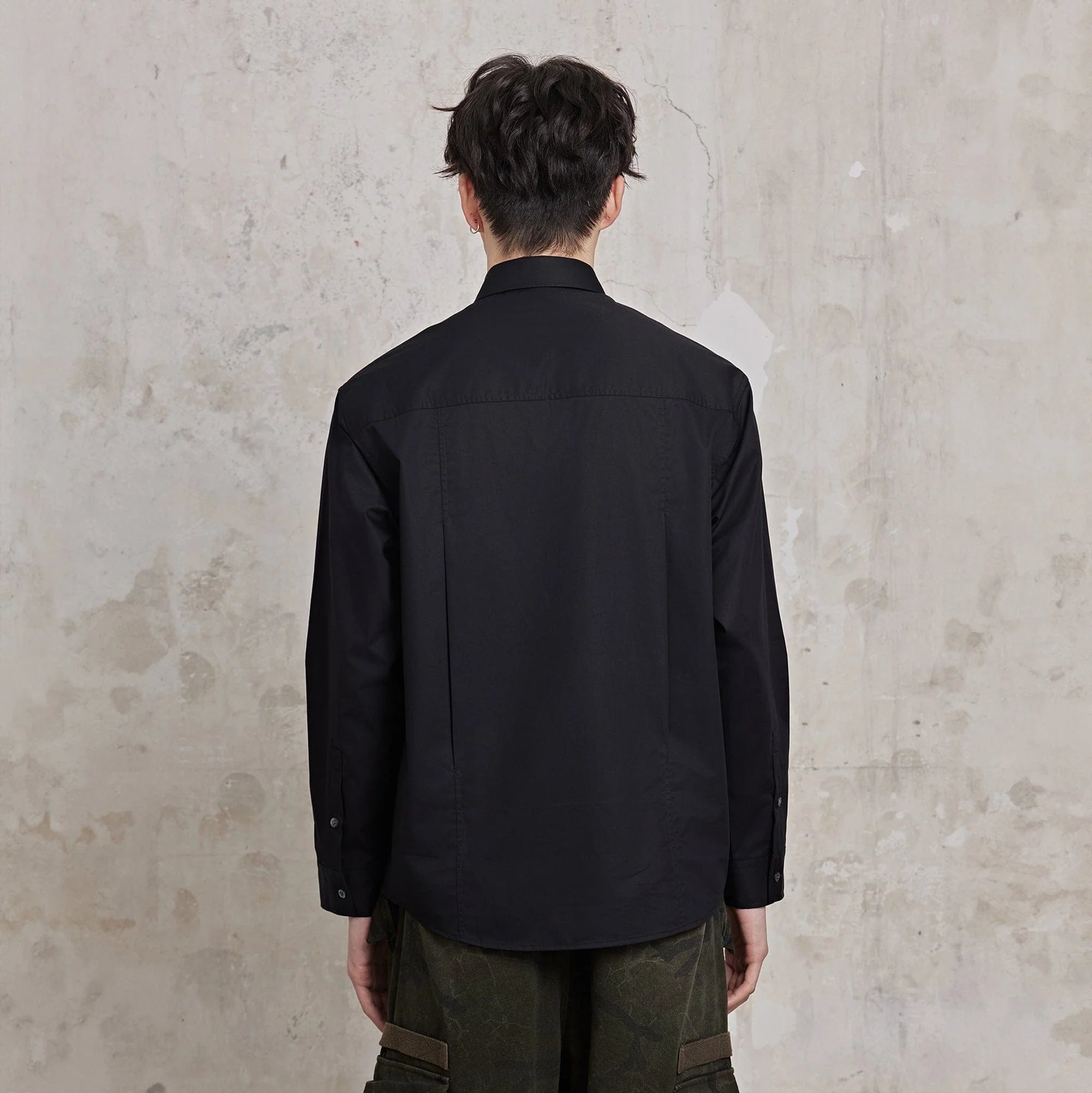 FACEONLAB Modern Patch-Pocket Poplin Shirt
