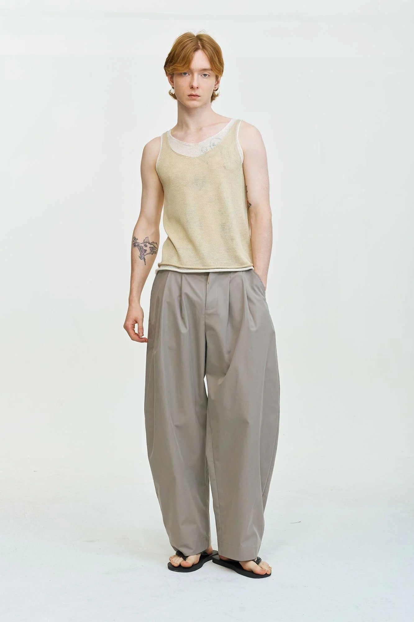 LEONSENSE Contrast Layered V-Neck Knit Tank Top