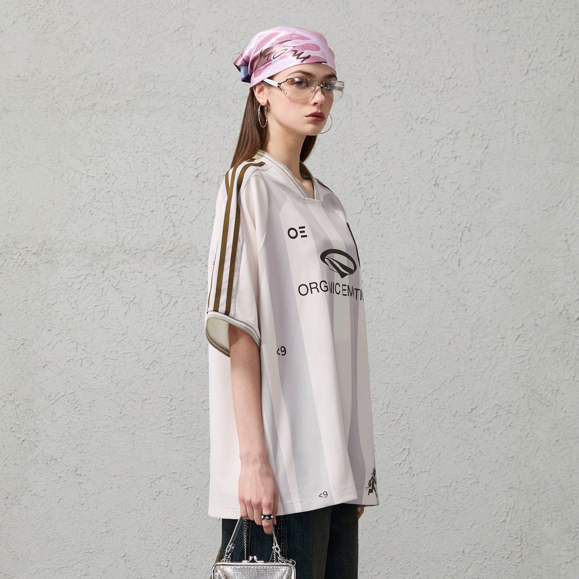 ORGANIC EMOTION Striped Badge Graphics Soccer Jersey