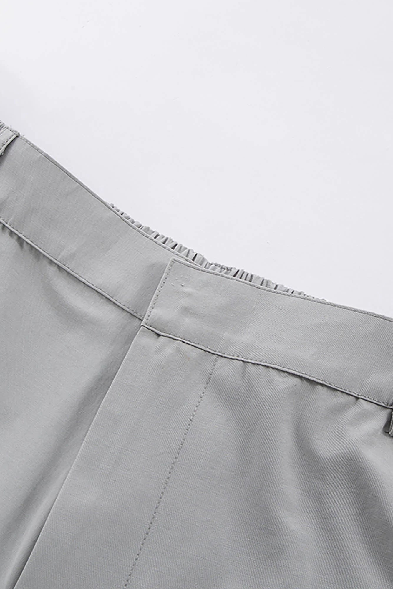 F2CE Contrast Panel Cut-Out Knee Shorts