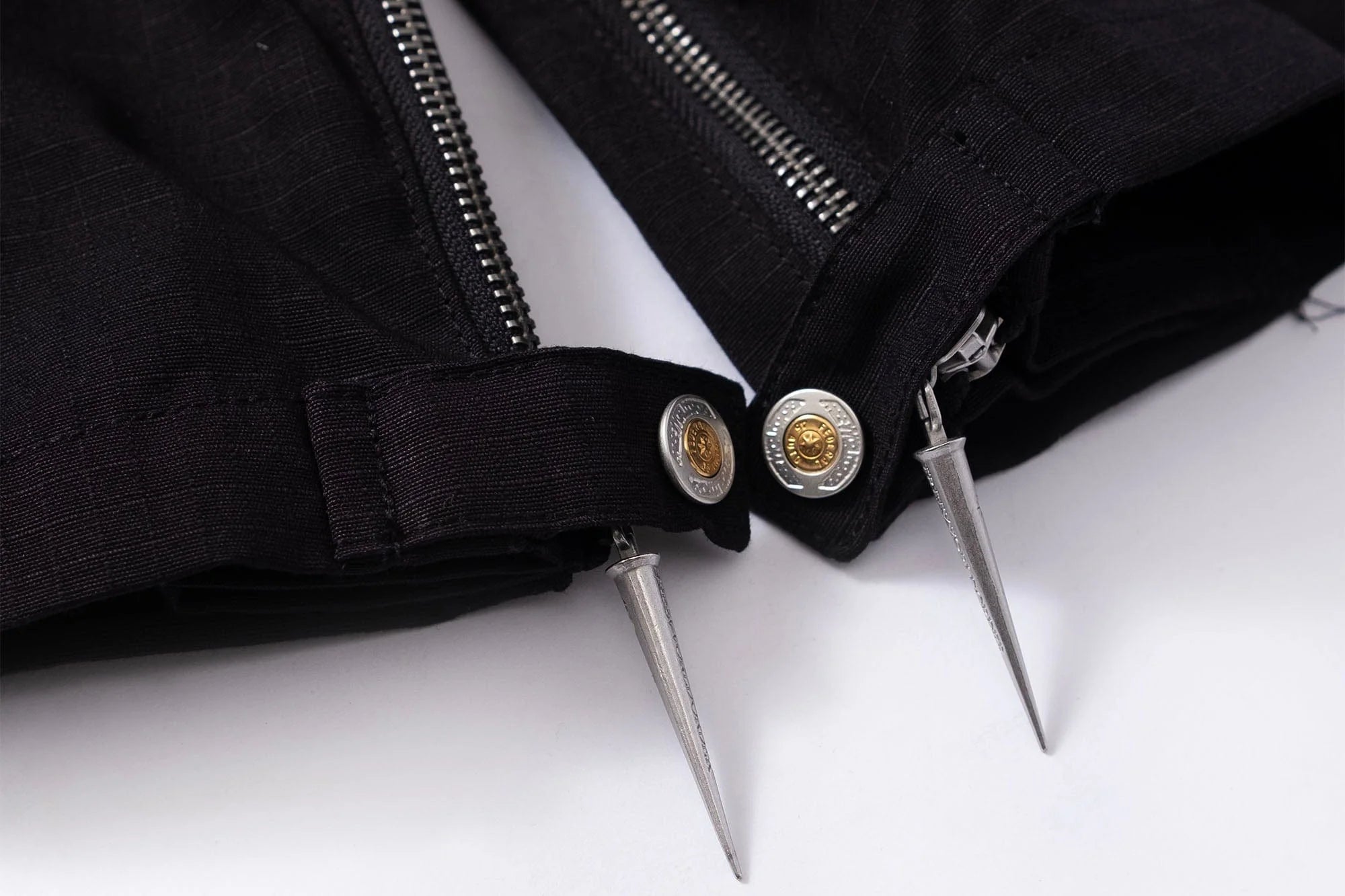 FVVO Distressed Rivet Strap Cargo Shorts Black