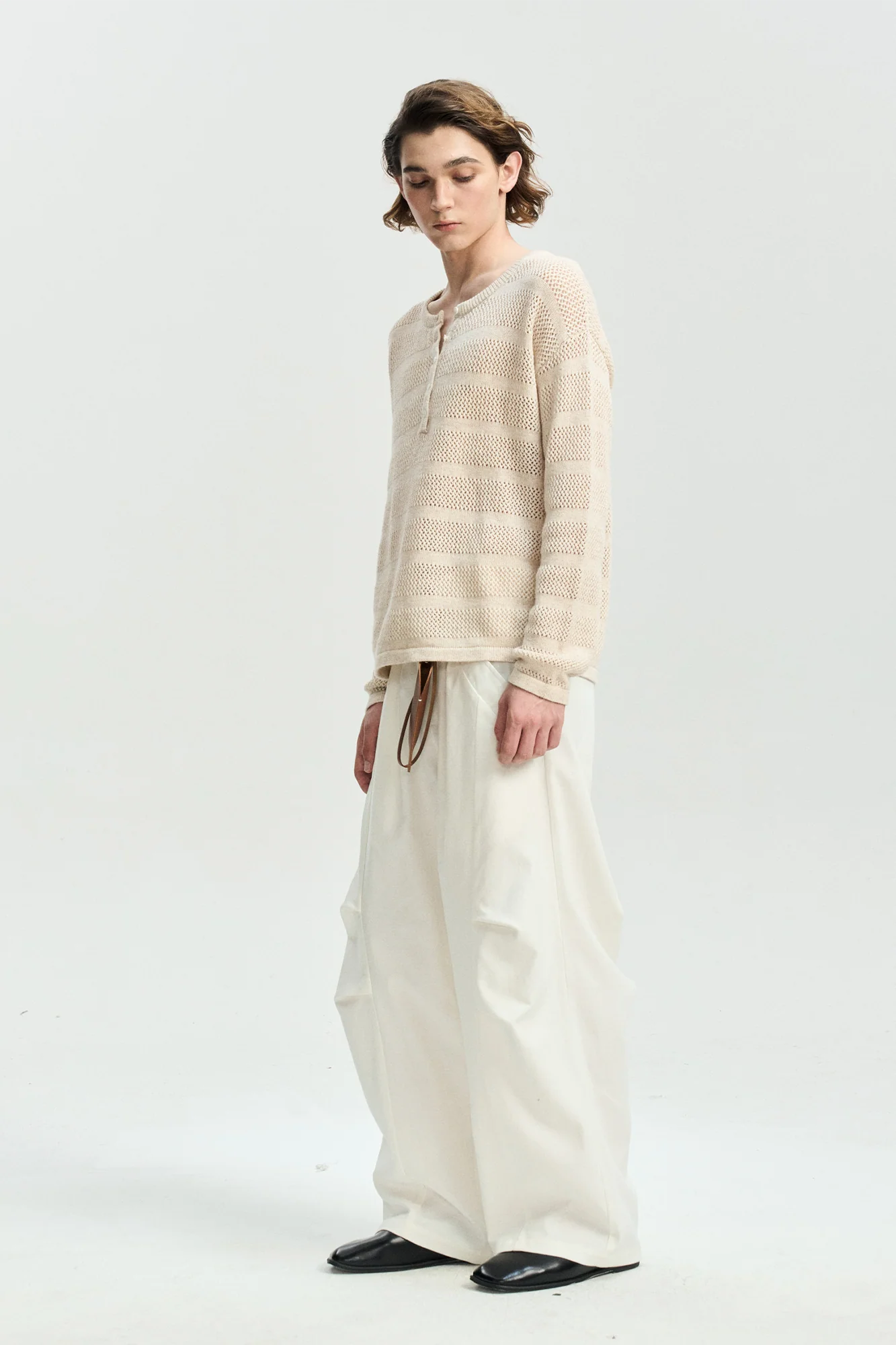 LEONSENSE Modern Curved Paneled Tencel-Cotton Pants