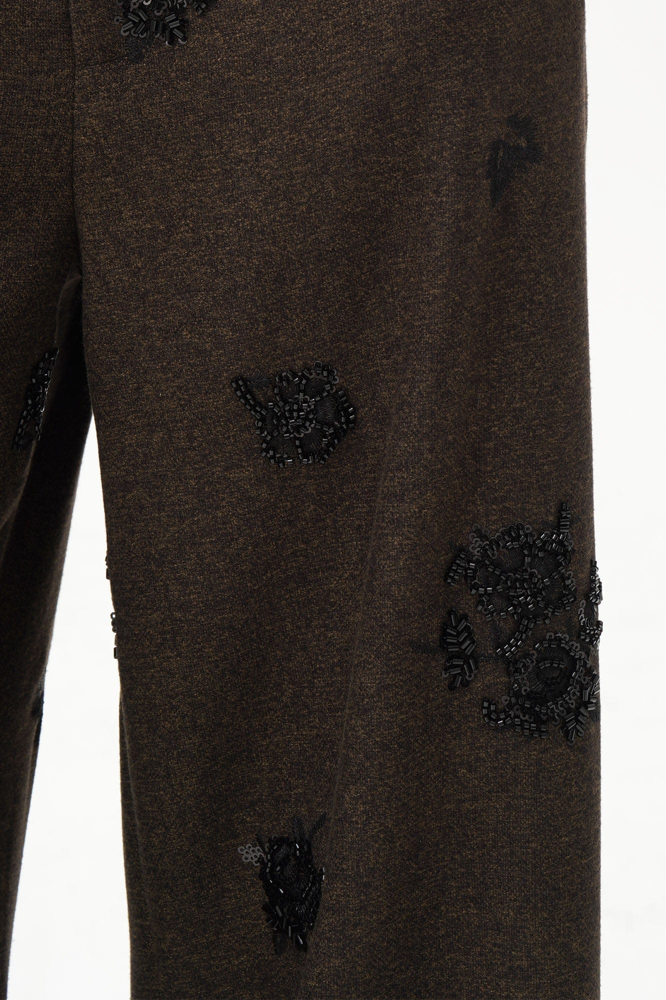 ORAL UTOPIA Embellished Sequin Embroidery Curved Pants