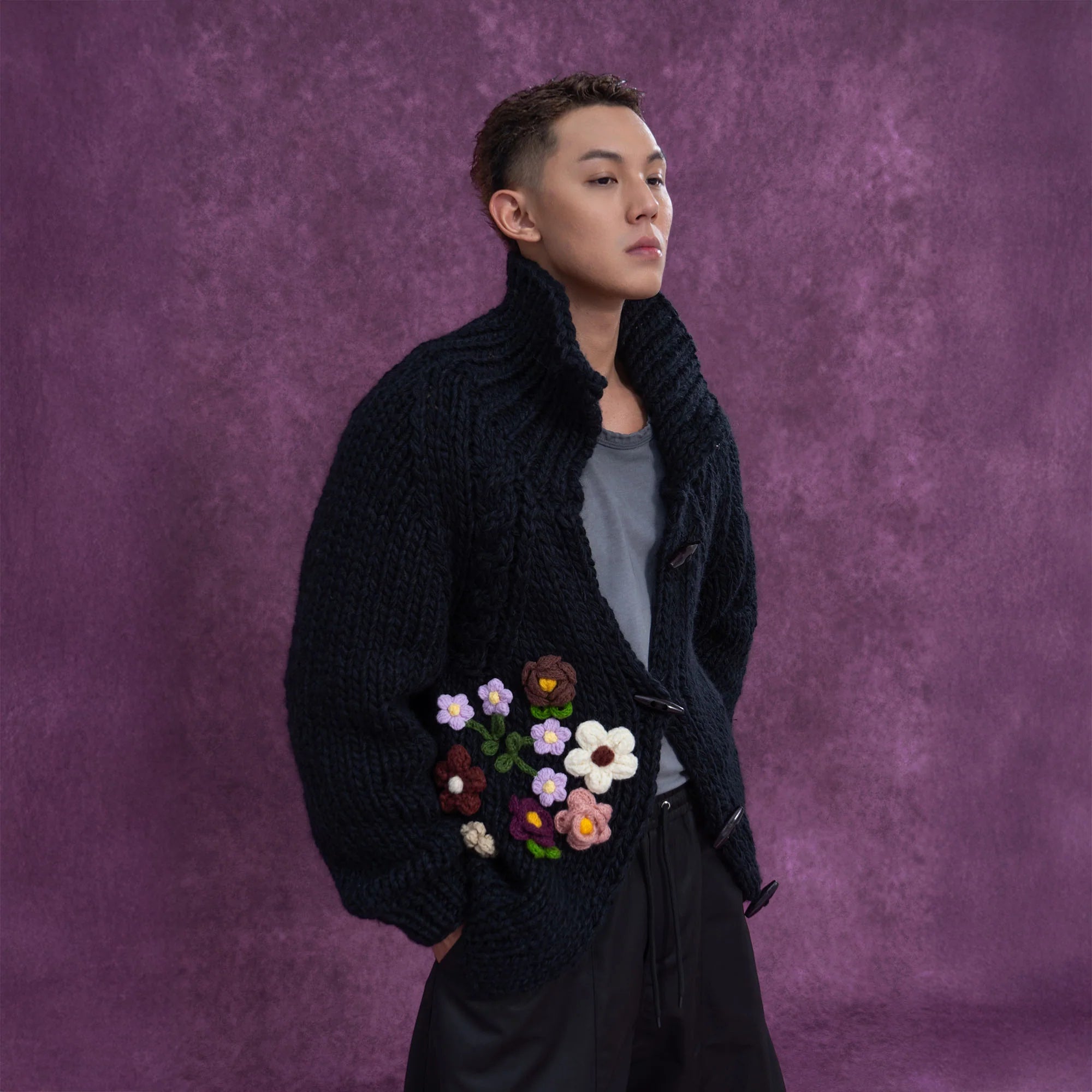 CLP Chunky Bloom Stand-Collar Cardigan