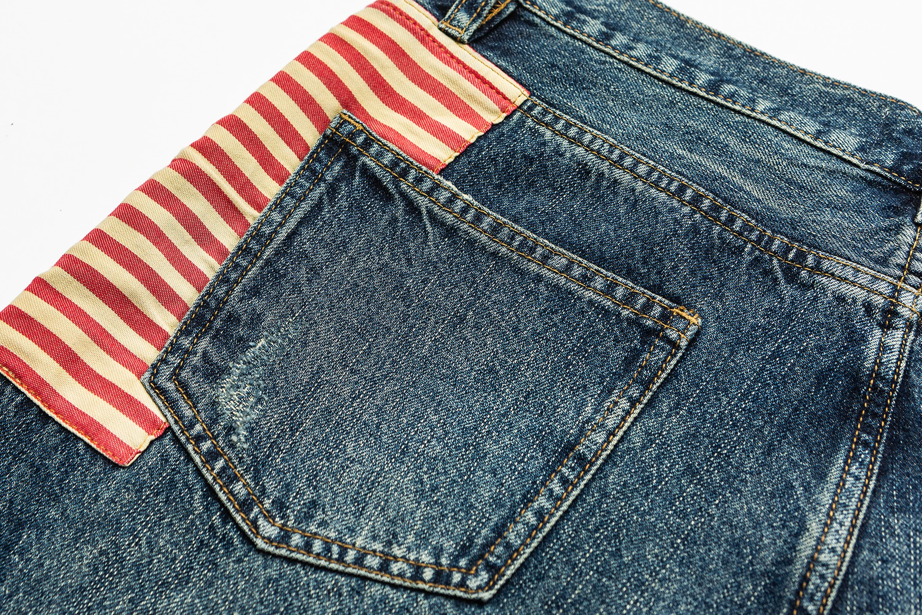 ME DA IGUAL Distressed Patch Washed Oversized Jeans
