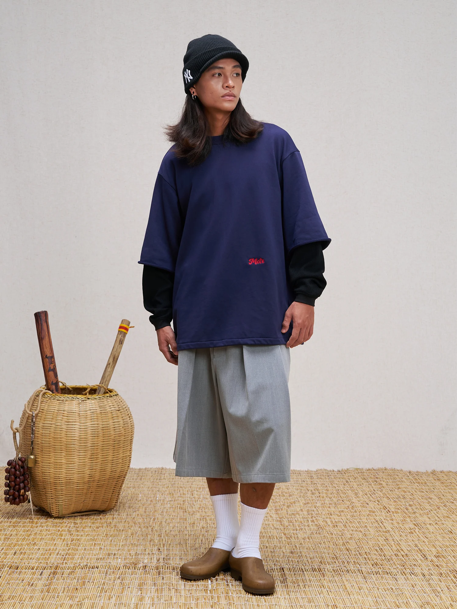 UNLIMITED MOTE Waffle Sleeve Layered Drawstring Hem Sweatshirt
