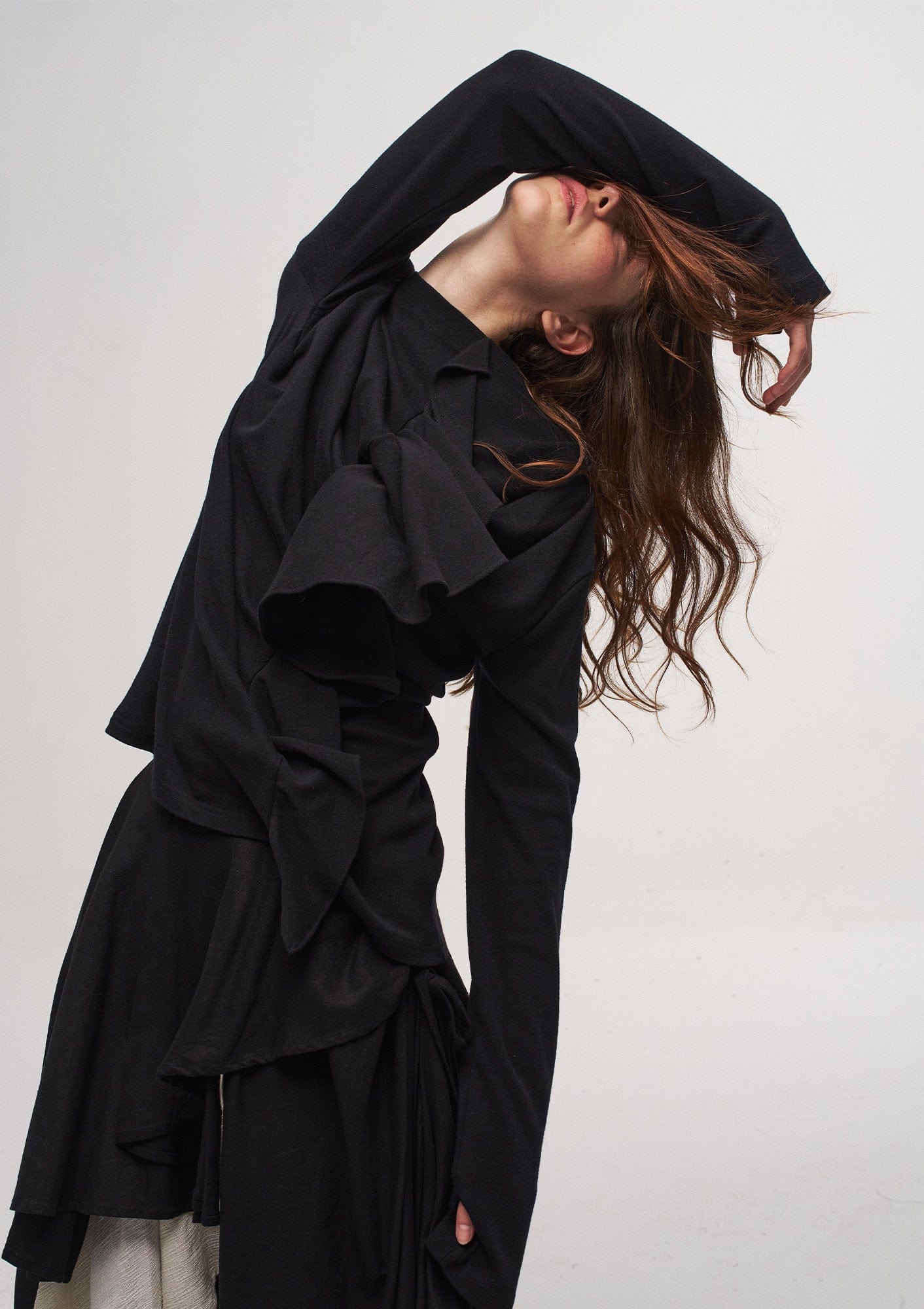 ILNya Nieternite Nifutur Ruffled Mock Neck Thumb Holes Wrinkled Base Layer