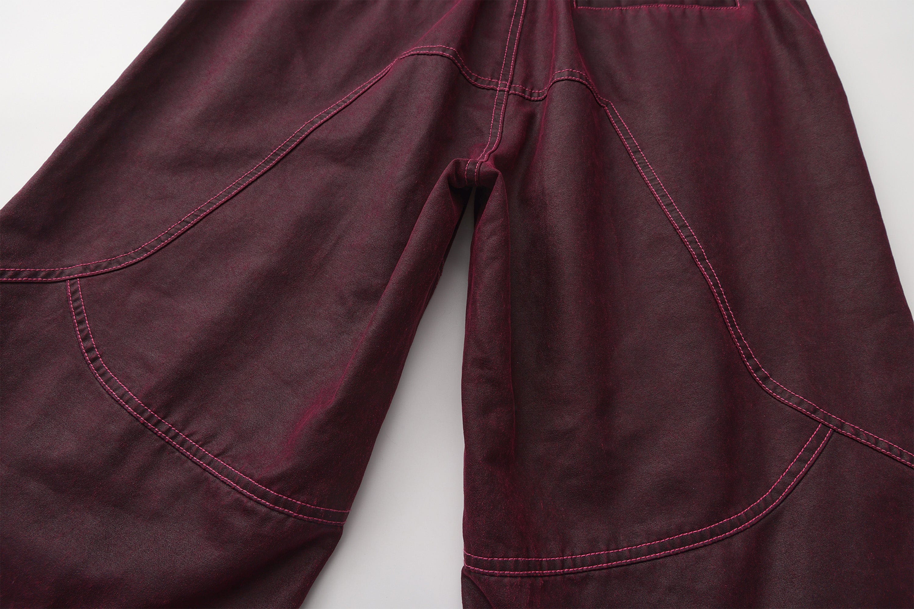 VANN VALRENCE Structured Panel Pleated-Knee Pants