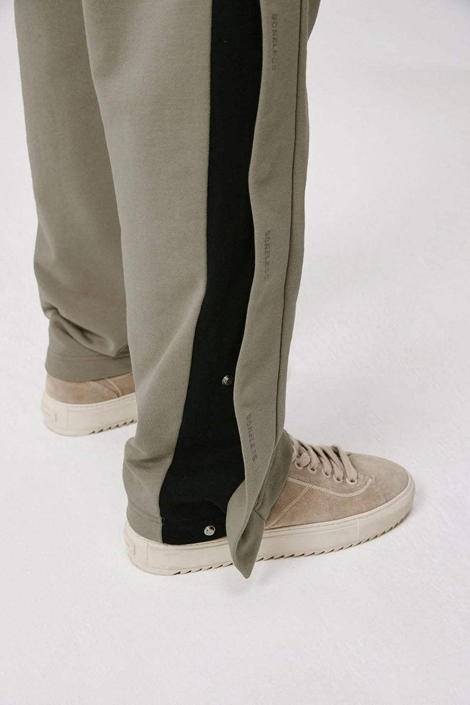 BONELESS Hidden Button Pants