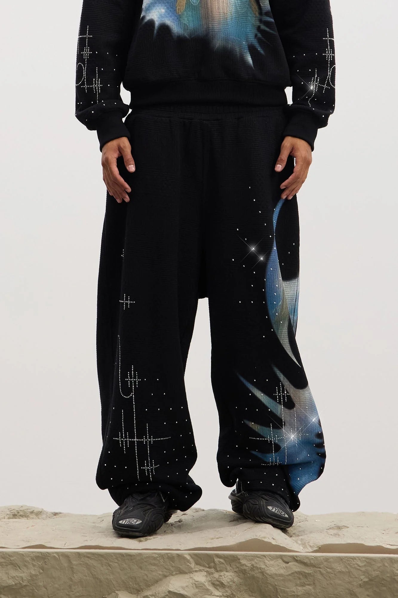 DND4DES Virgin Mary Graphic Rhinestone Sweatpants