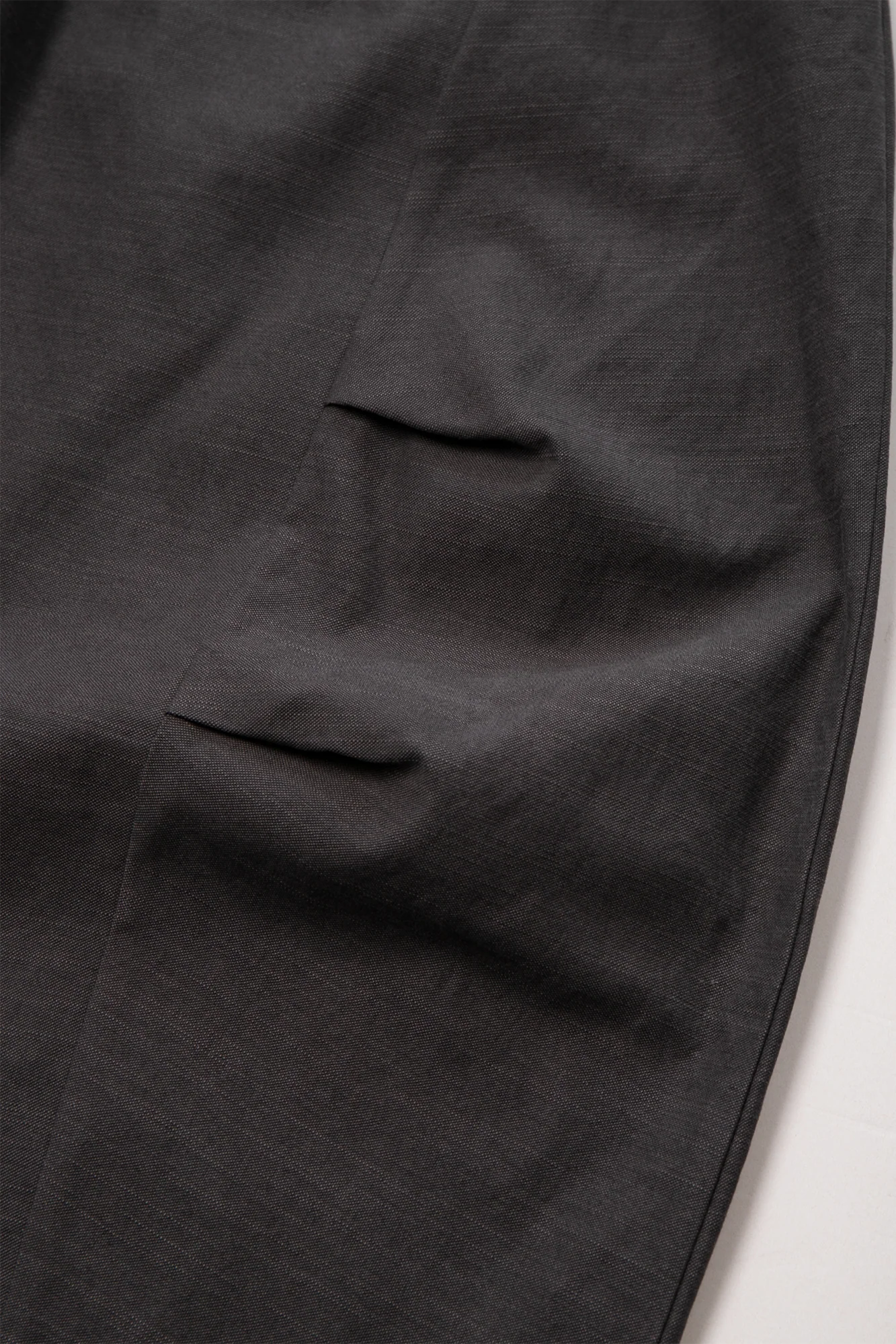 LEONSENSE Modern Curved Paneled Tencel-Cotton Pants