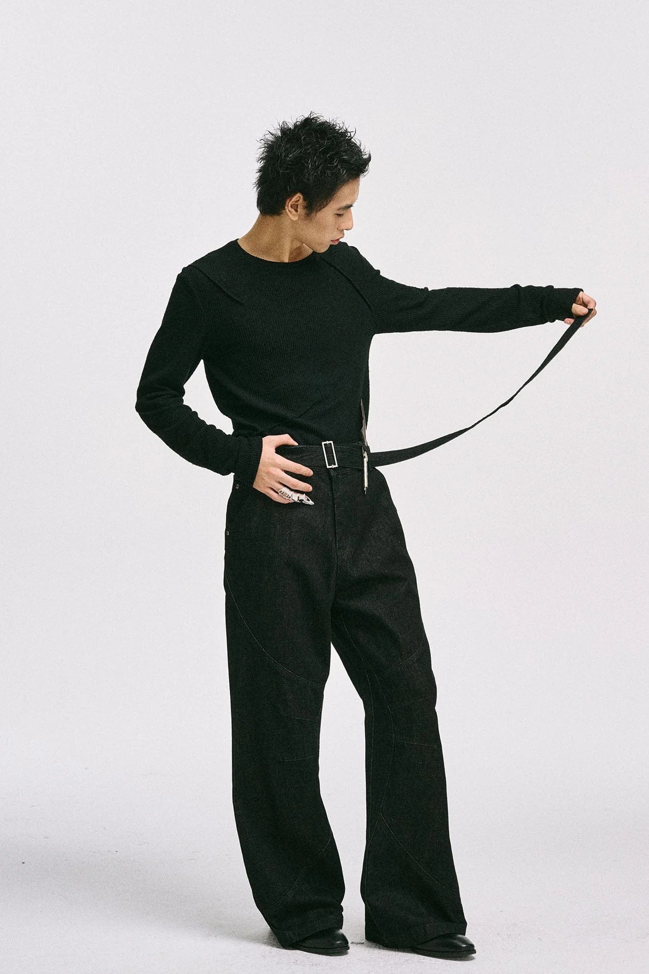 CATSSTAC Essential Panel Belt Wide-Leg Jeans