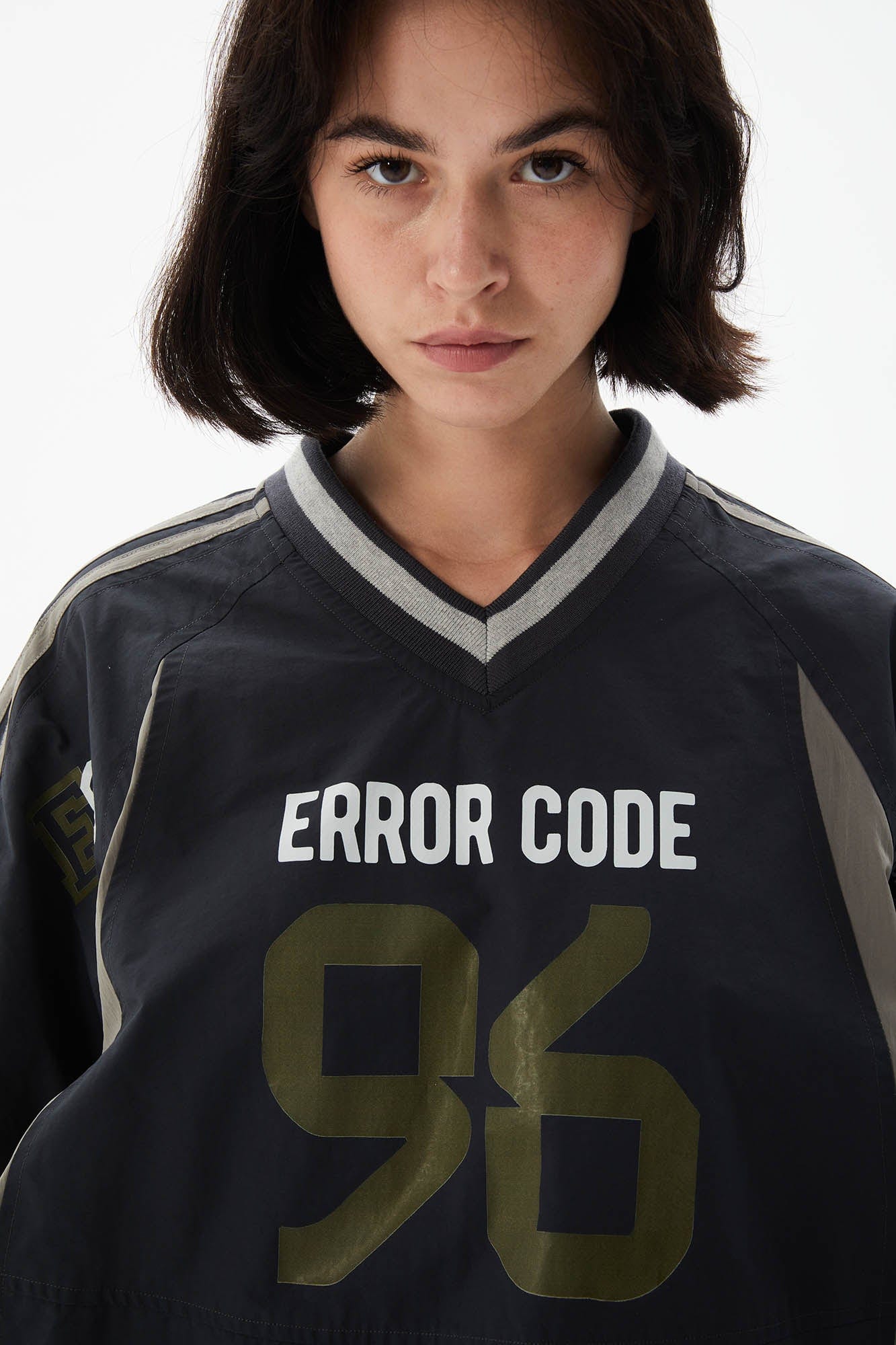 ERROR CODE ROBOT Athletic No.96 Spliced V-Neck Jersey