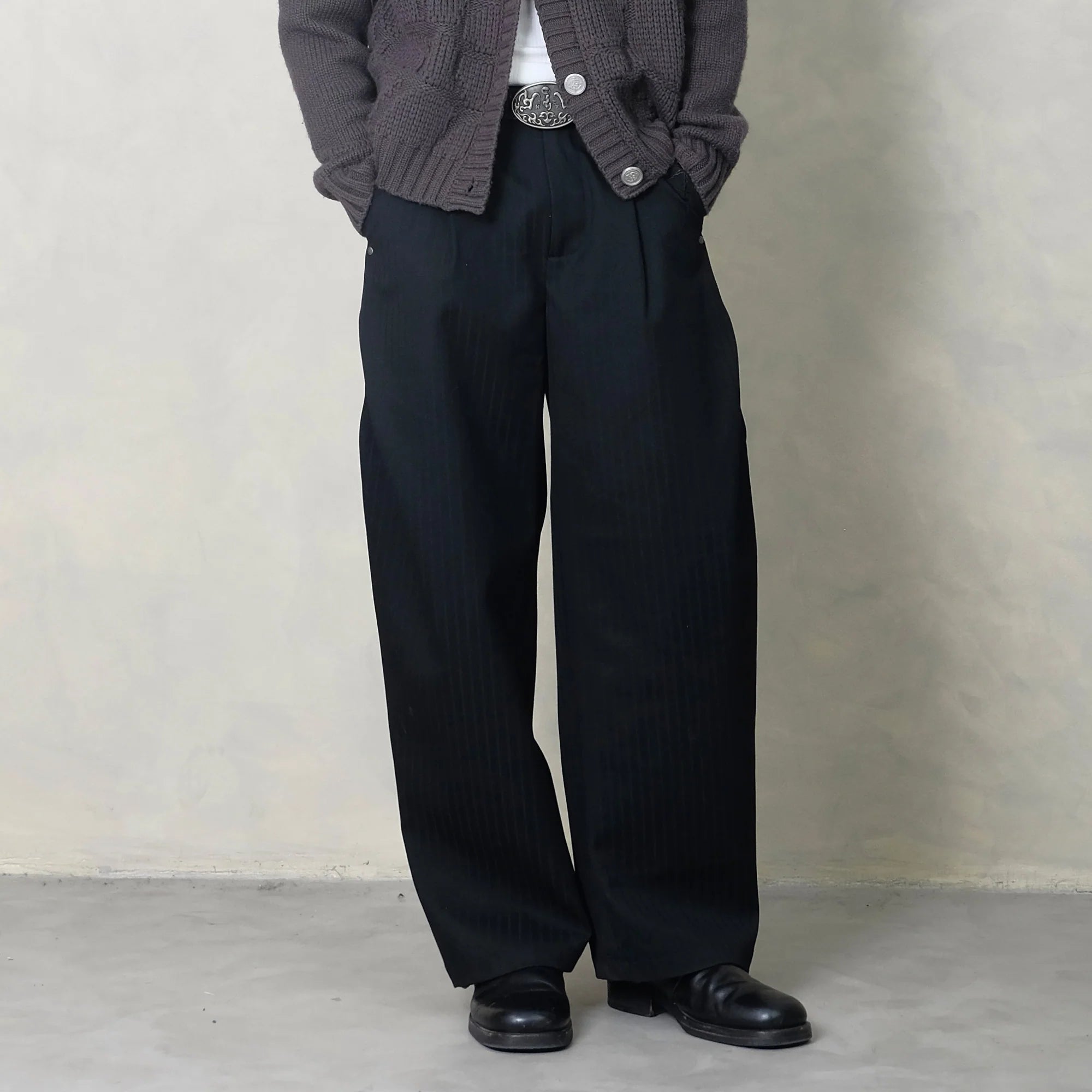 IN EXISTENCE Stripe Pleated Embroidery Curved Pants