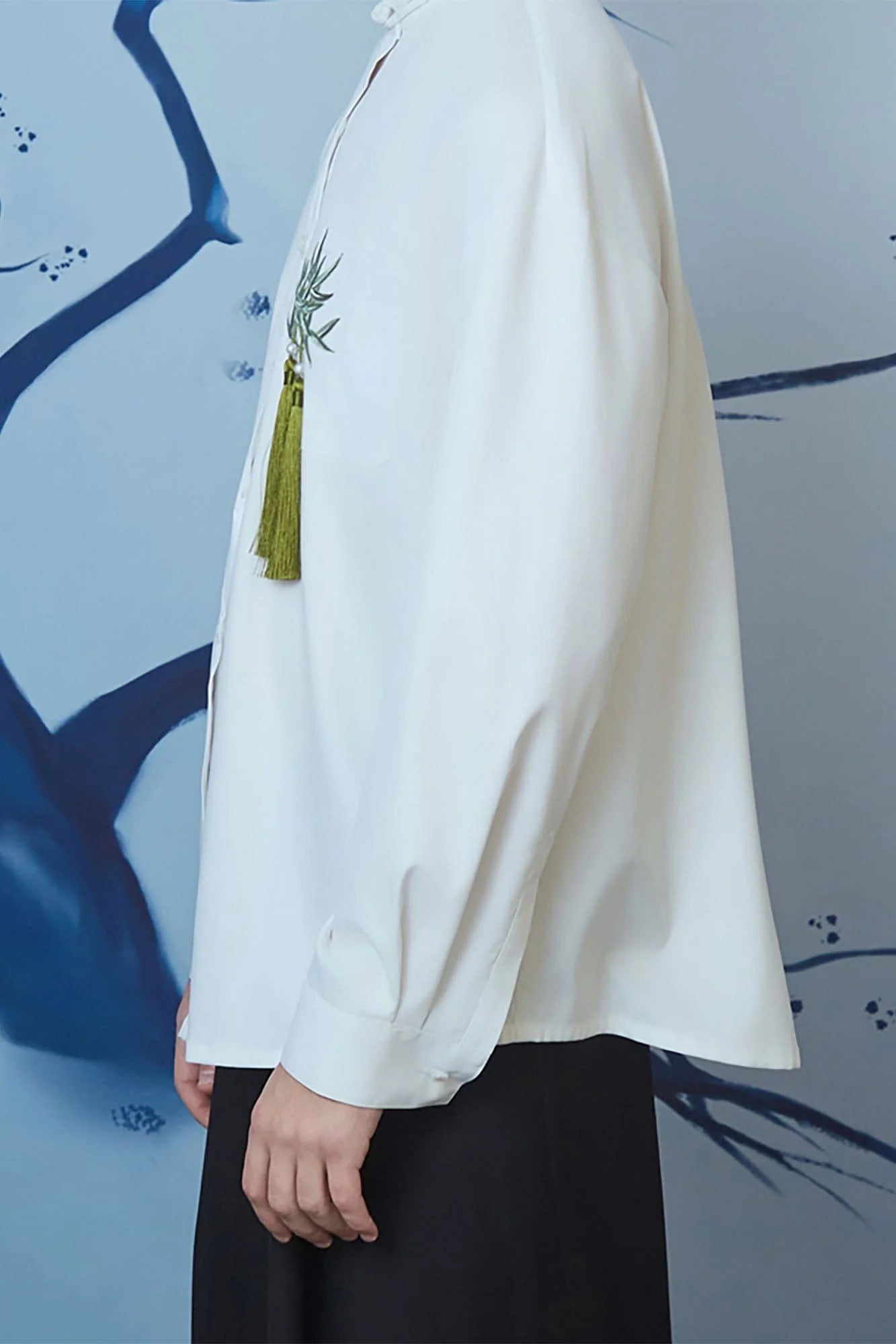 JIECHI Bamboo Tassel Embroidered Mandarin Shirt