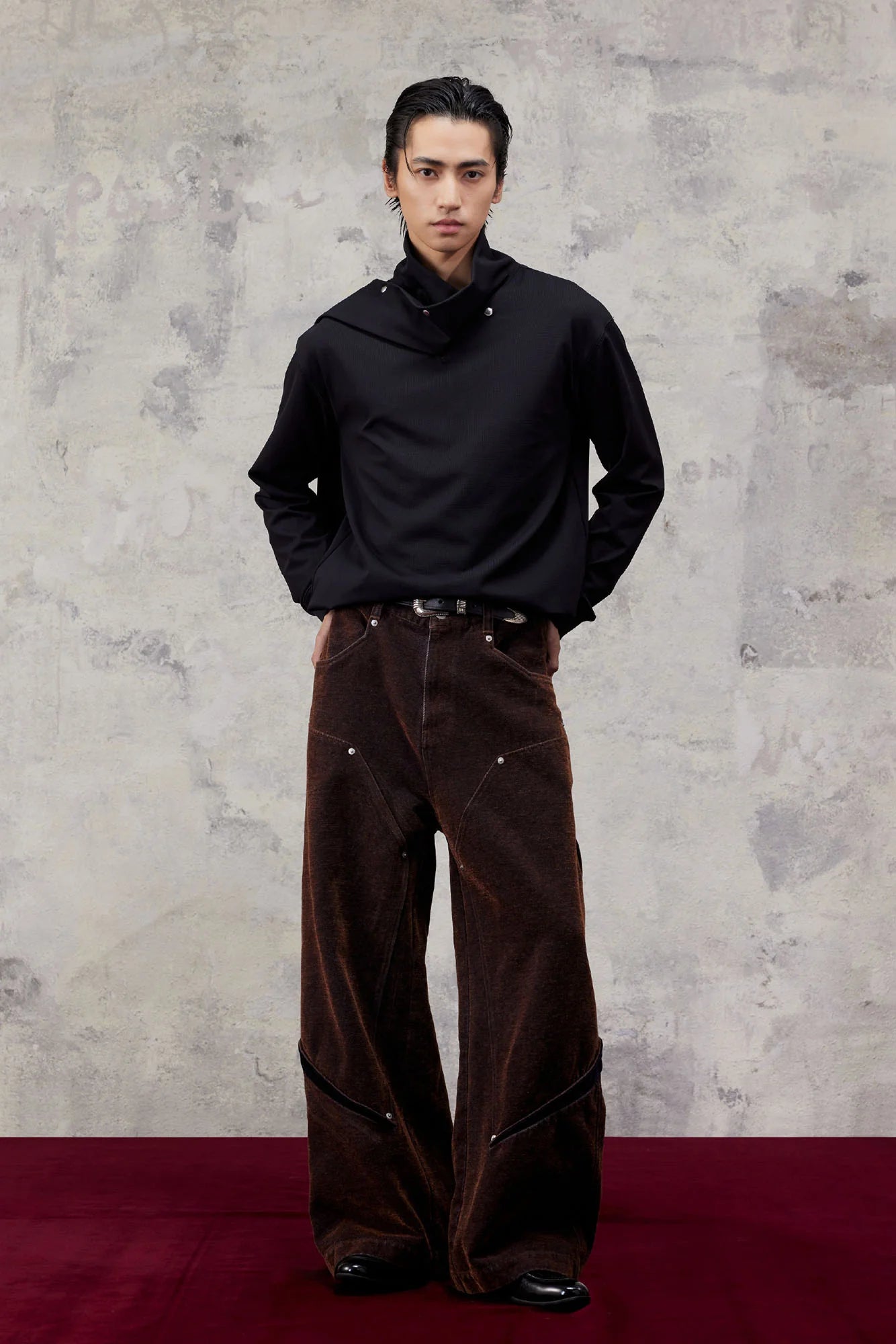 ALVNG AR ANTS Asymmetric Scarf-Neck High-Collar Pullover