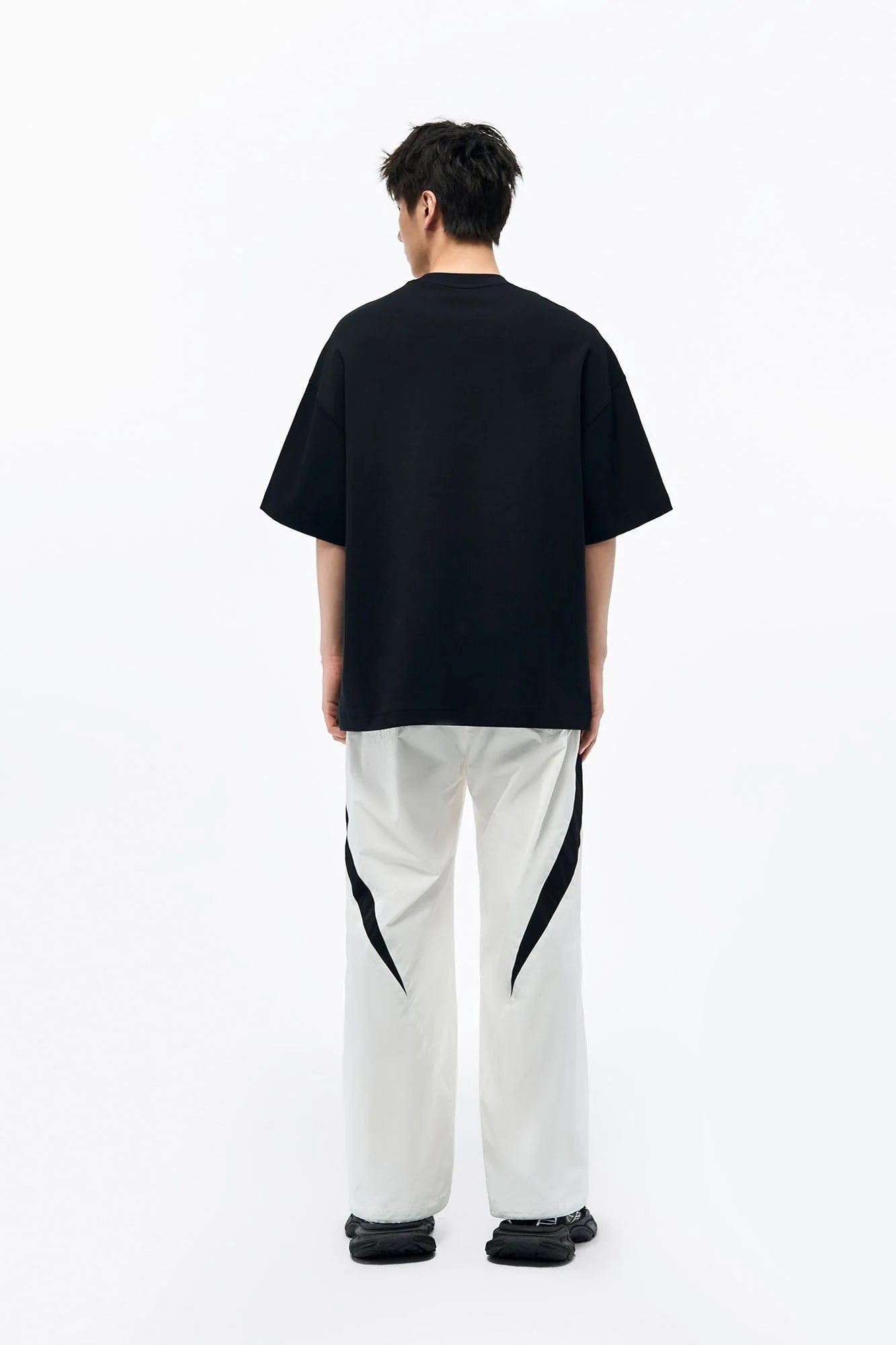 OVERLAPS Contrast Panel Crinkled-Knee Track Pants