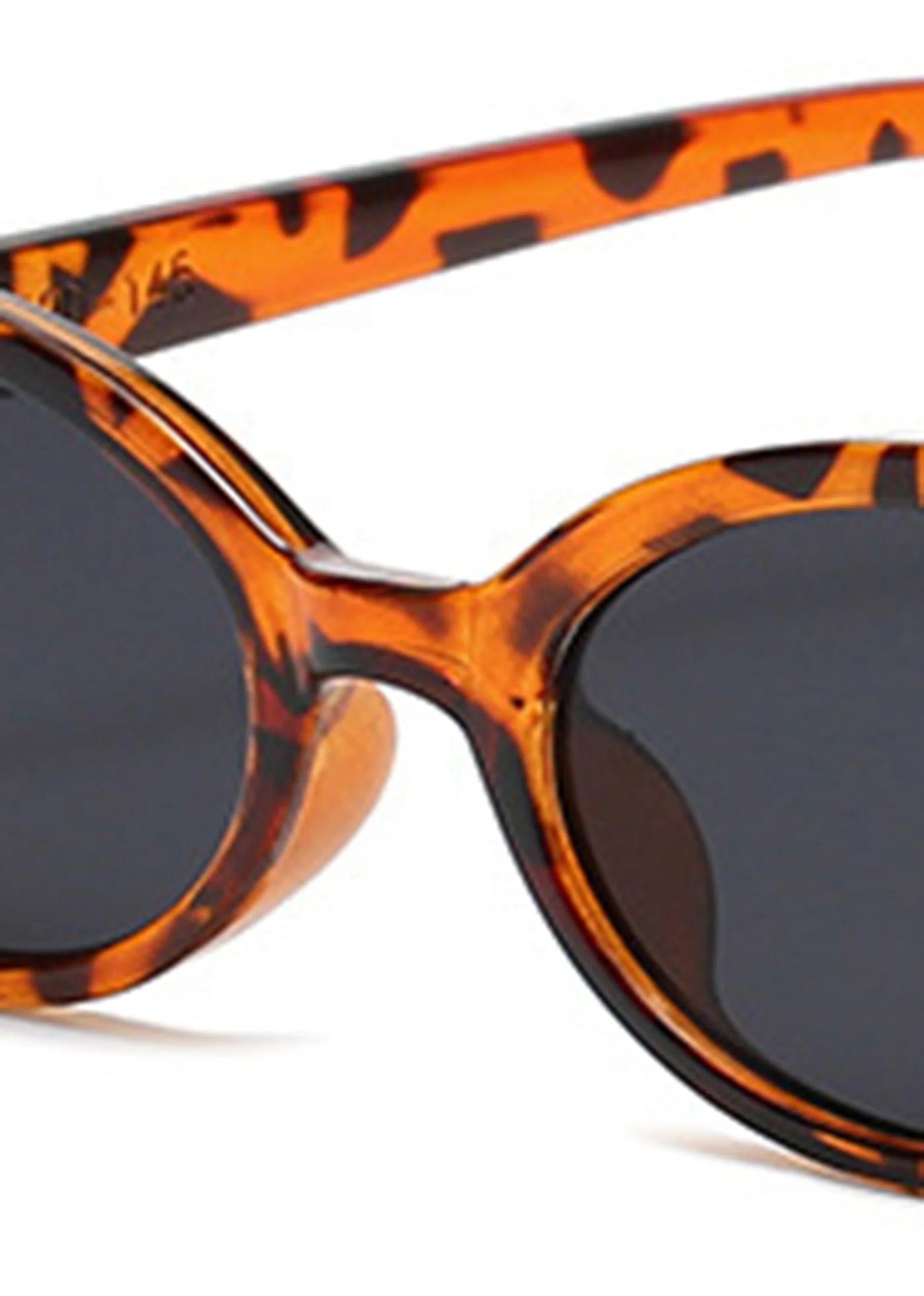 DAMAGE ASIA OPTICALS Retro Ellipse Sunglasses