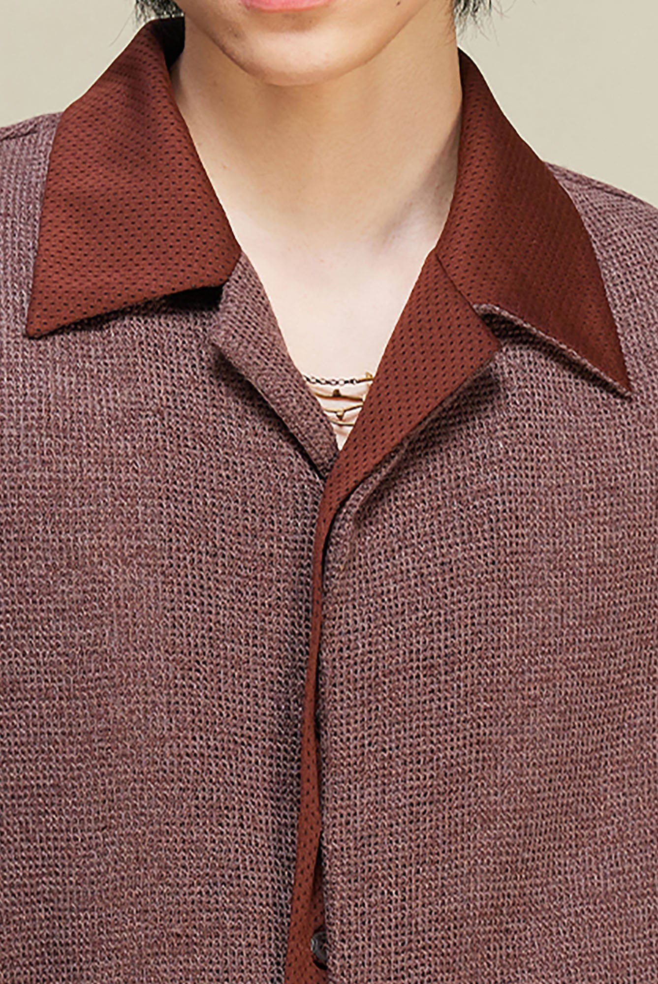 ALVNG AR ANTS Contrast Collar Knitted Texture Half Shirt