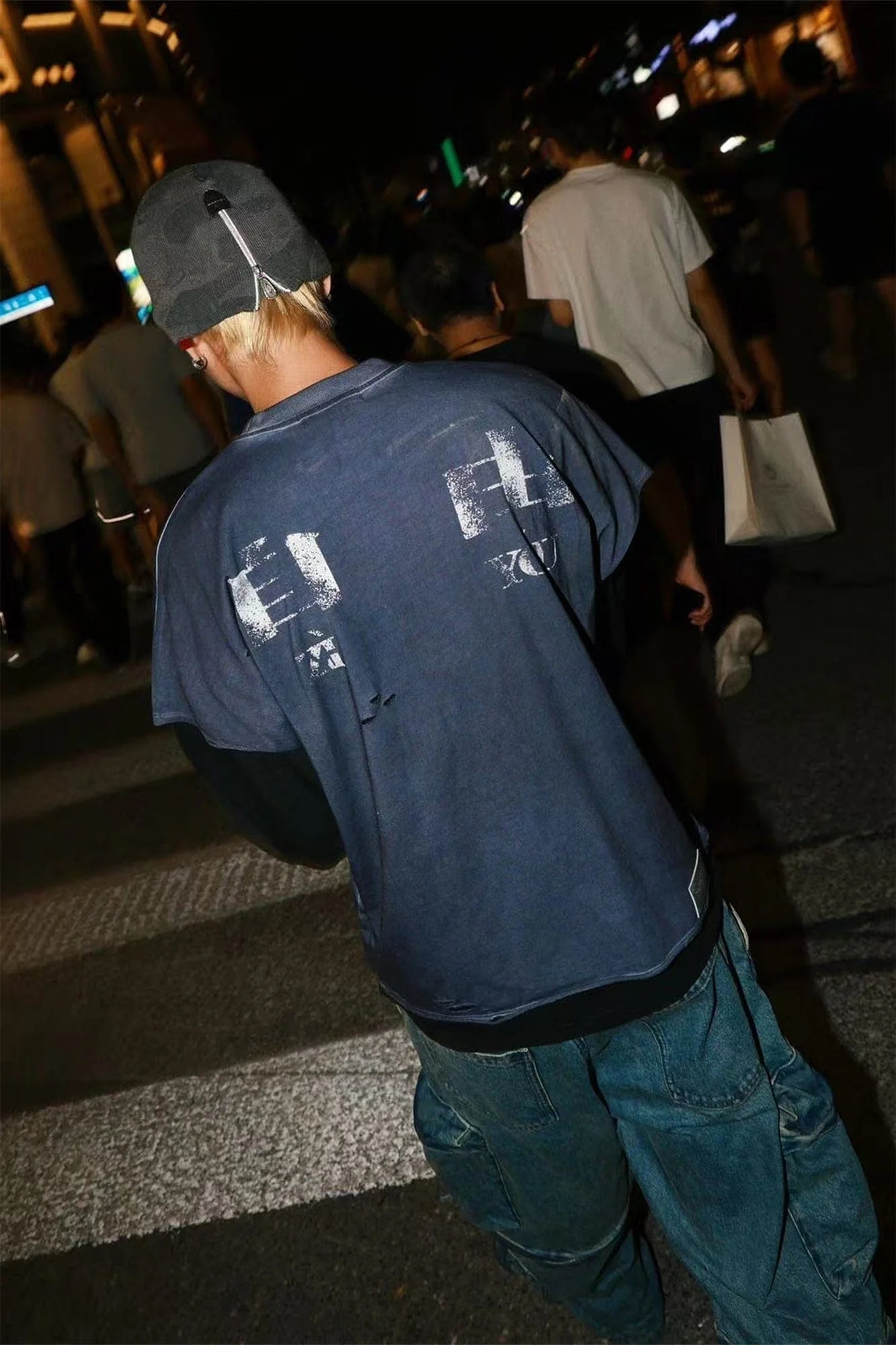 TECNINEGROUP Distressed Blue-Dyed Graphic T-Shirt