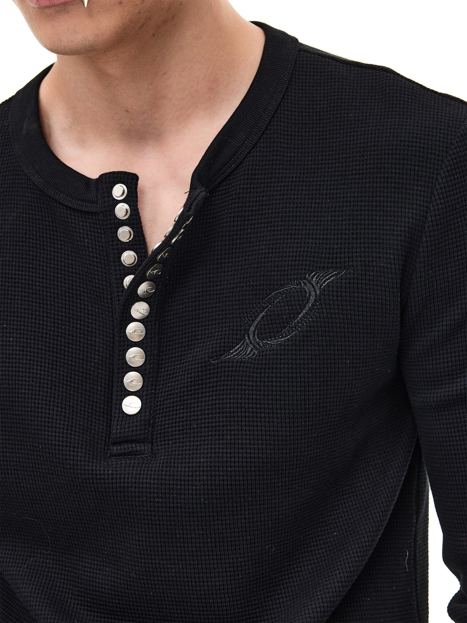 WHISTLEHUNTER Waffle-Knit Snap Henley Long-Sleeve Tee