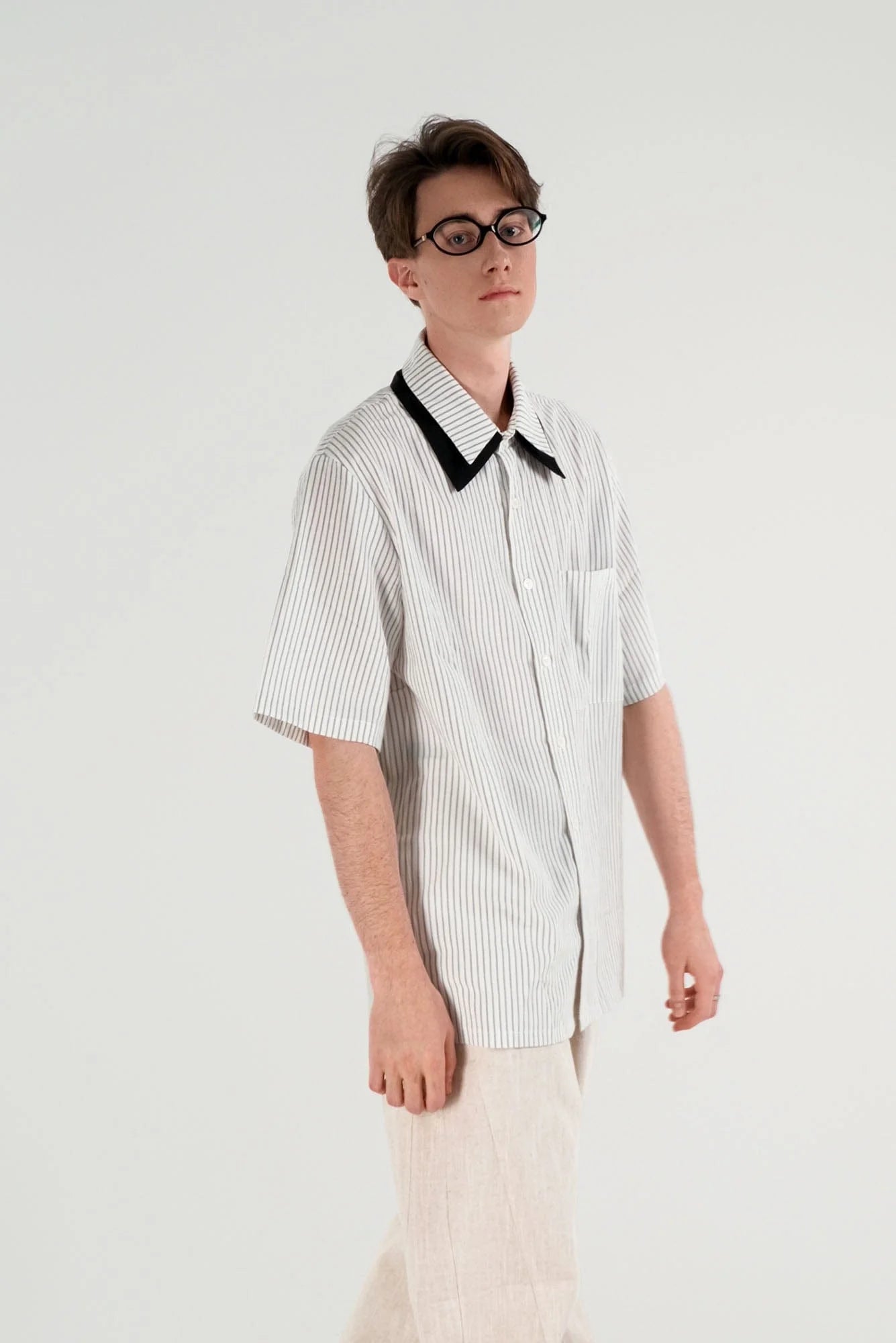 WIID Striped Contrast-Collar Tie-Neck Half Shirt