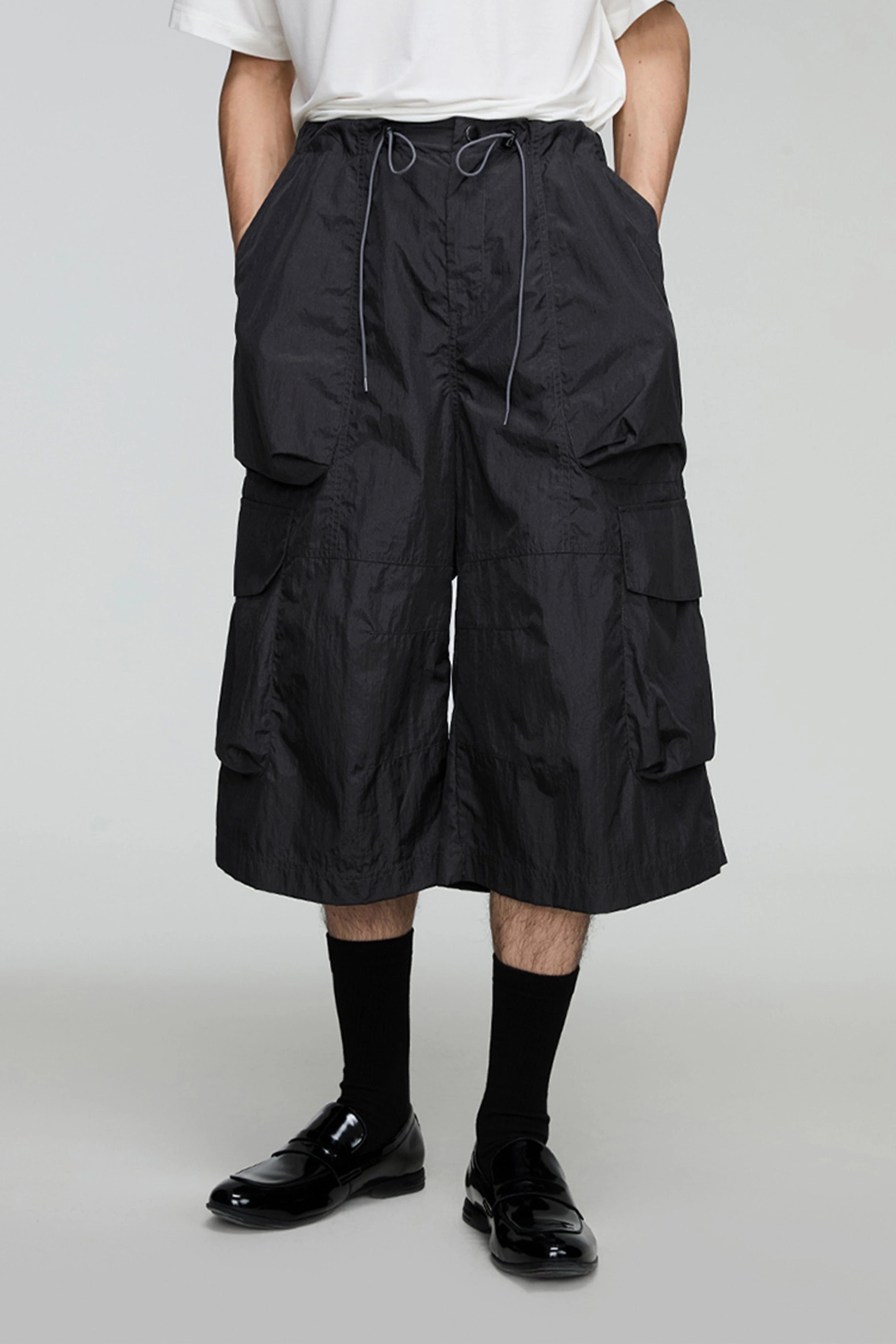 OPICLOTH Multi-Pocket Drawstring Cargo Shorts