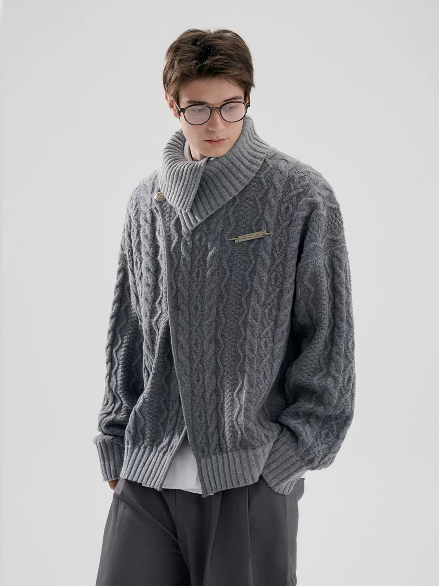 TIWILLTANG Crossed Cable-Knit Shawl-Collar Cardigan
