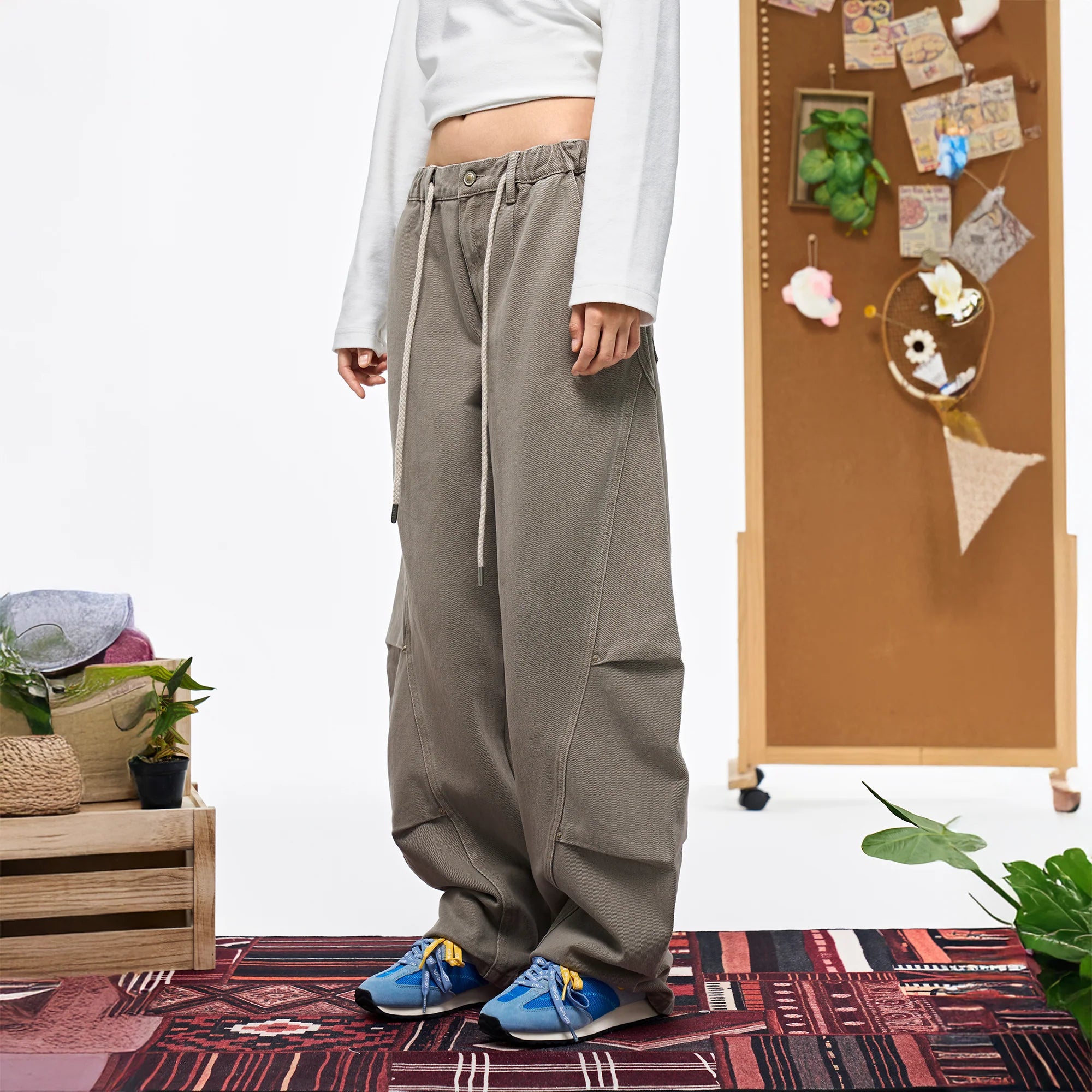 OVERLAPS Washed Drawstring Barrel-Leg Utility Pants