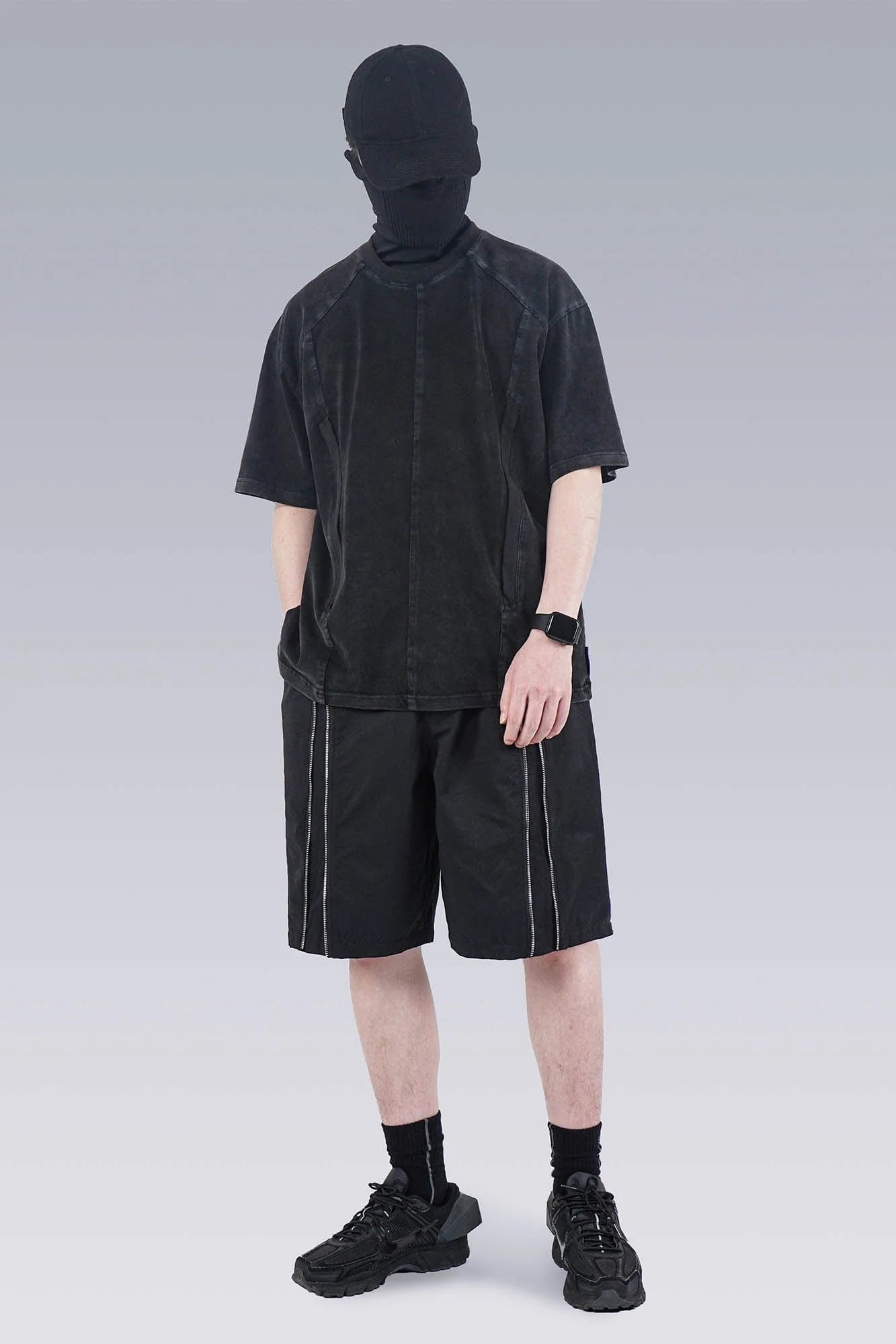 SILENSTORM Center-Zip Utility Shorts