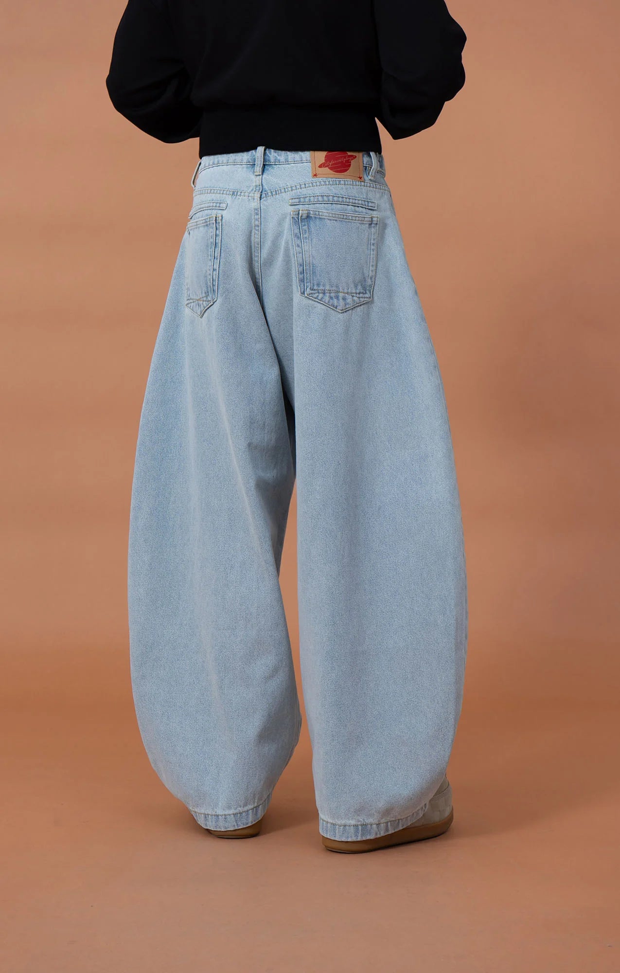 CLP Essential Washed Oversized Curved-Leg Jeans