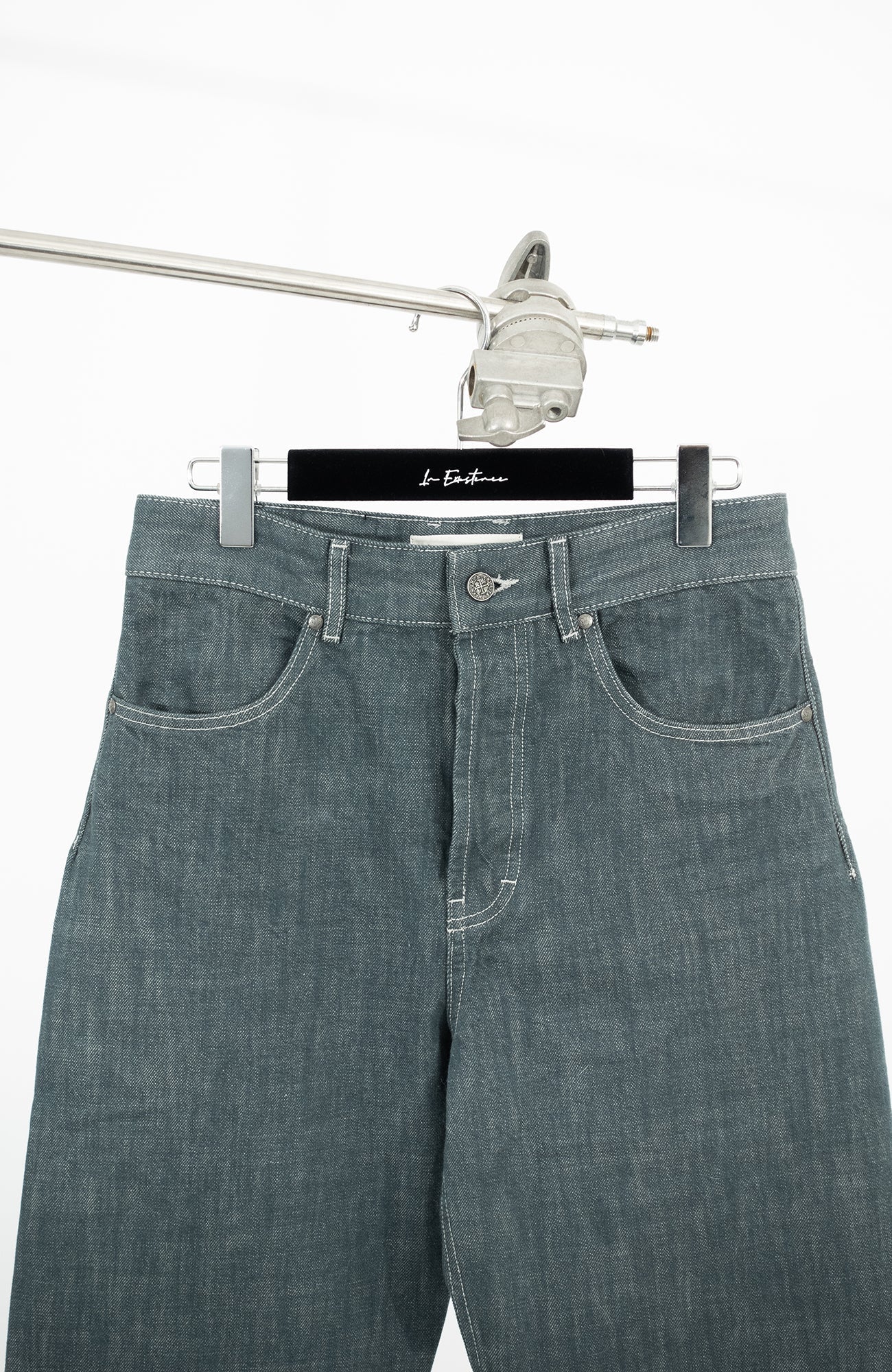 IN EXISTENCE Stitched Back-Belt Curved-Leg Jeans