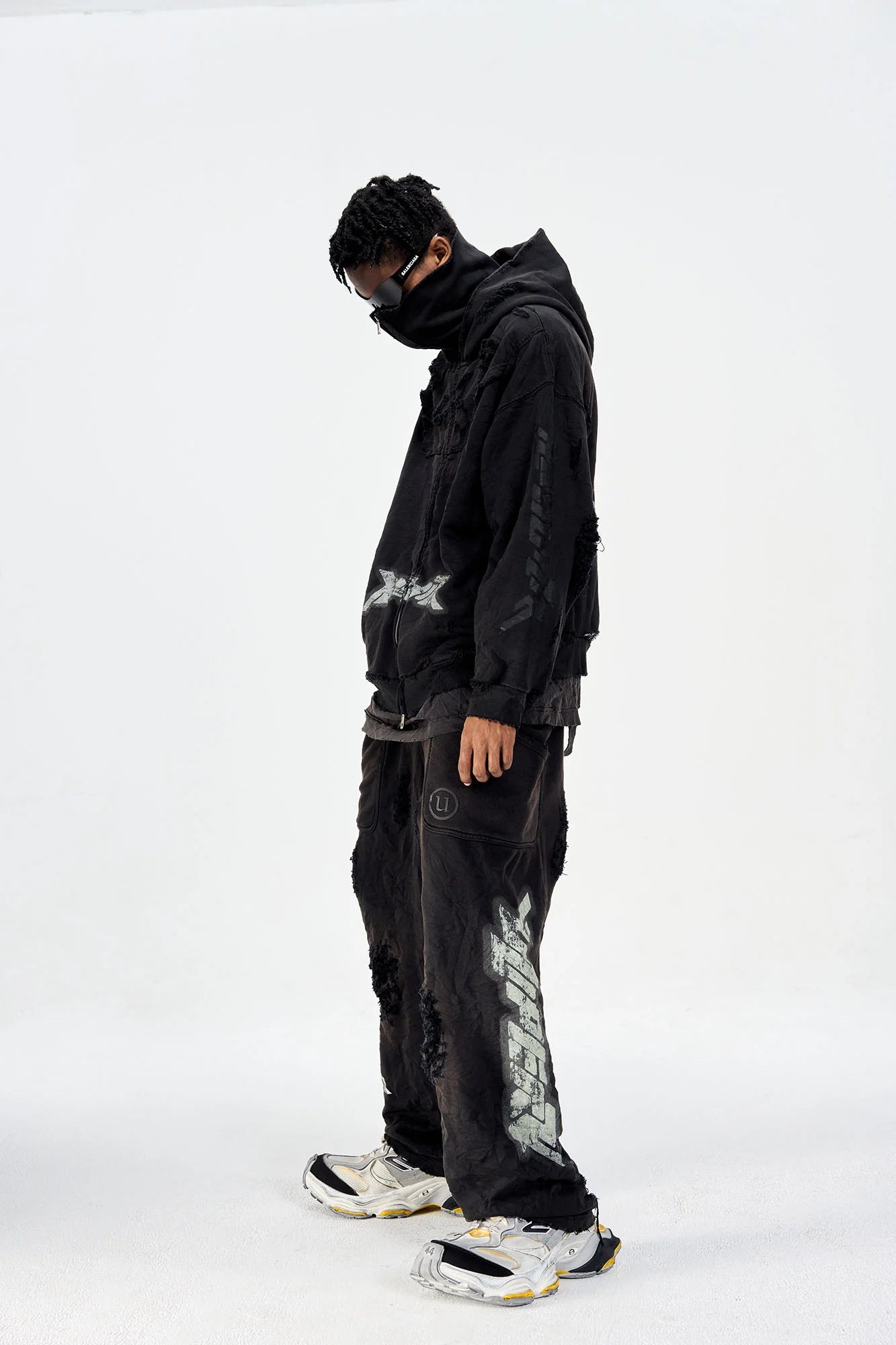 ULIPERY Distressed Glow Face-Cover Hooded Jacket