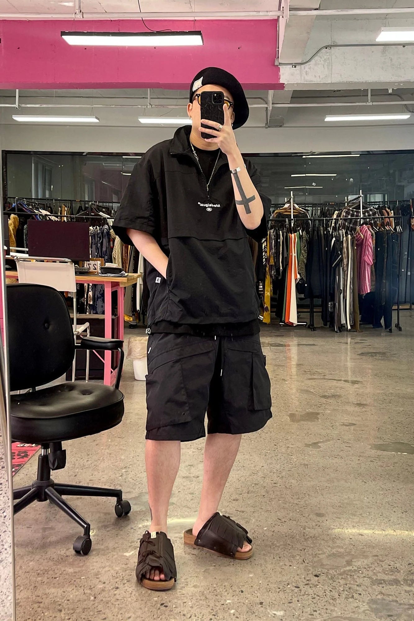ME DA IGUAL Multi-Pocket Waterproof Cargo Shorts