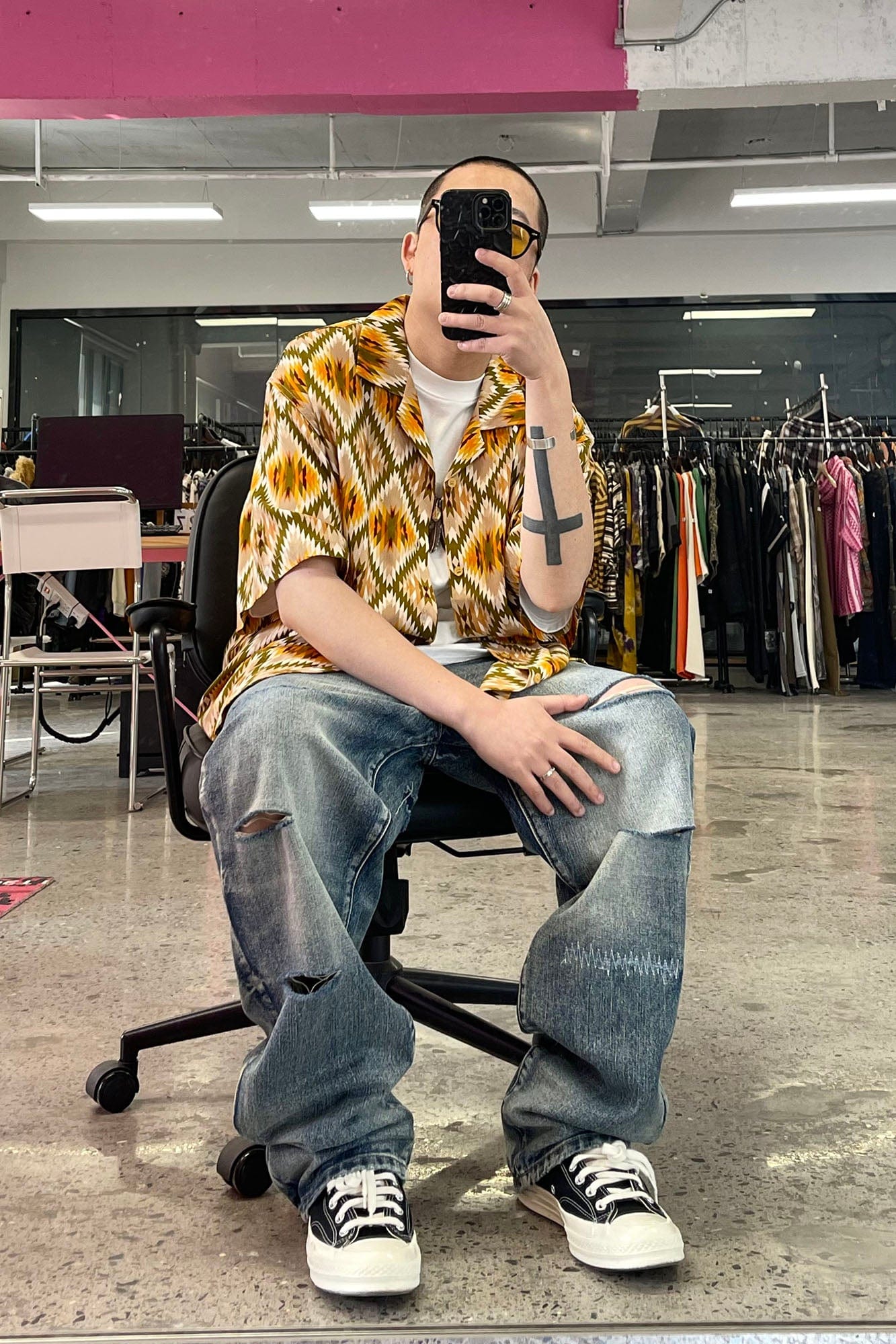 ME DA IGUAL Geometric Full-Print Button-Up Half Shirt