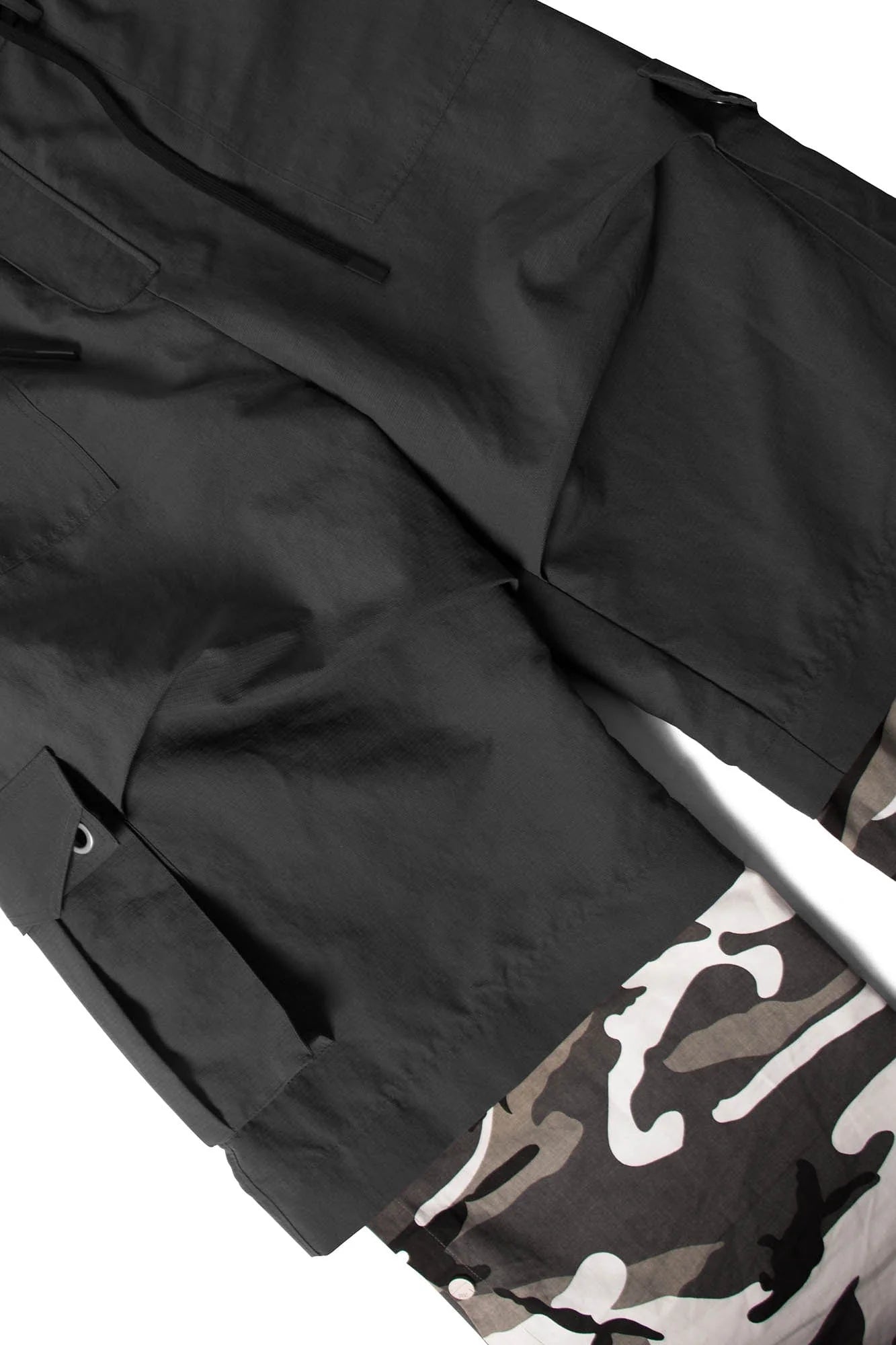 RELABEL Multi-Way Convertible Camo-Leg Cargo Pants