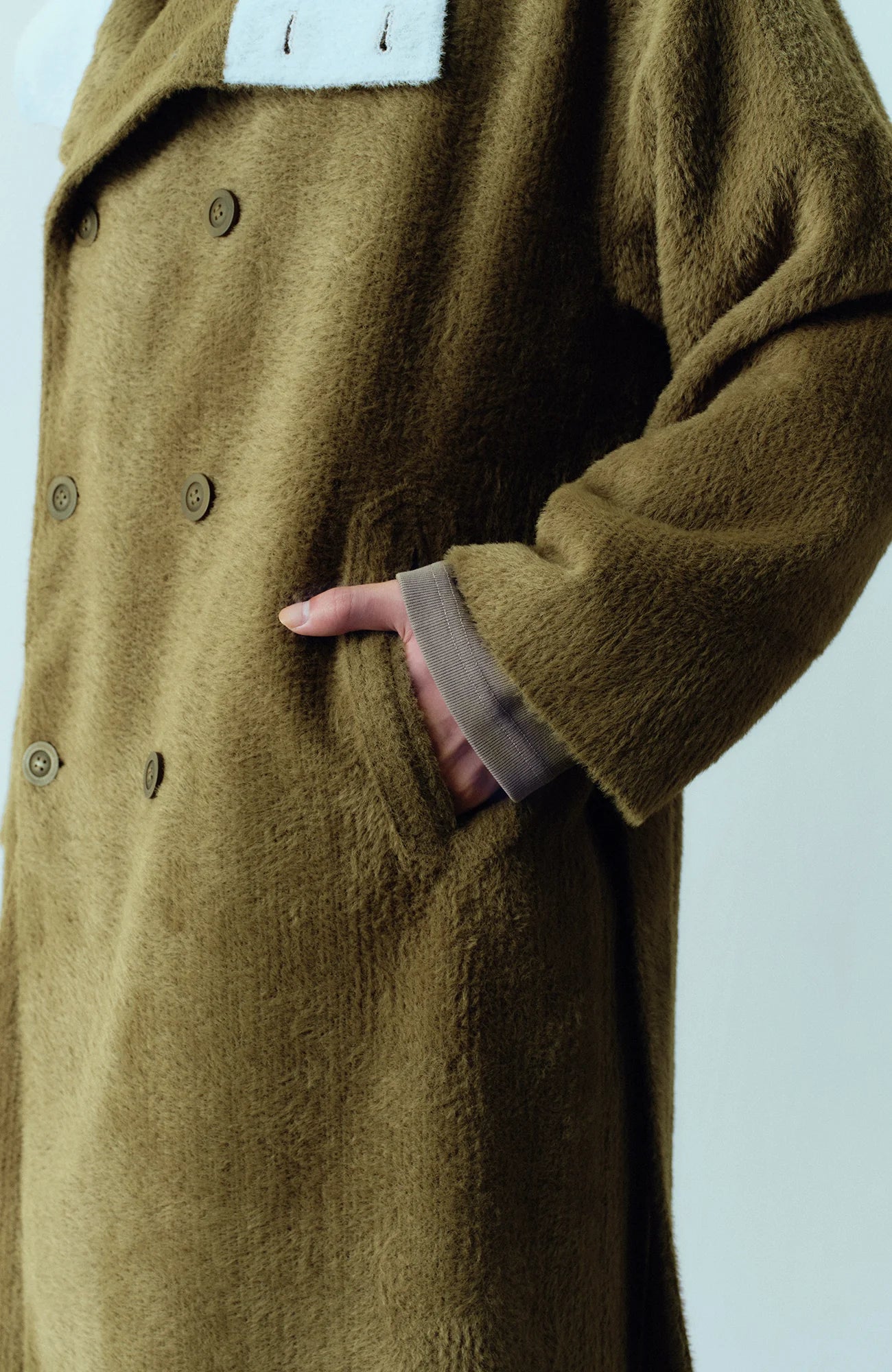 KADAKADA Double-Breasted Contrast Fuzzy Collar Overcoat