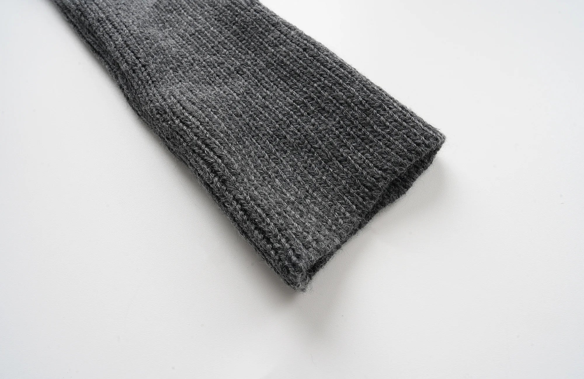 CLP Faux-Fur Trim Cable-Knit Cropped Cardigan