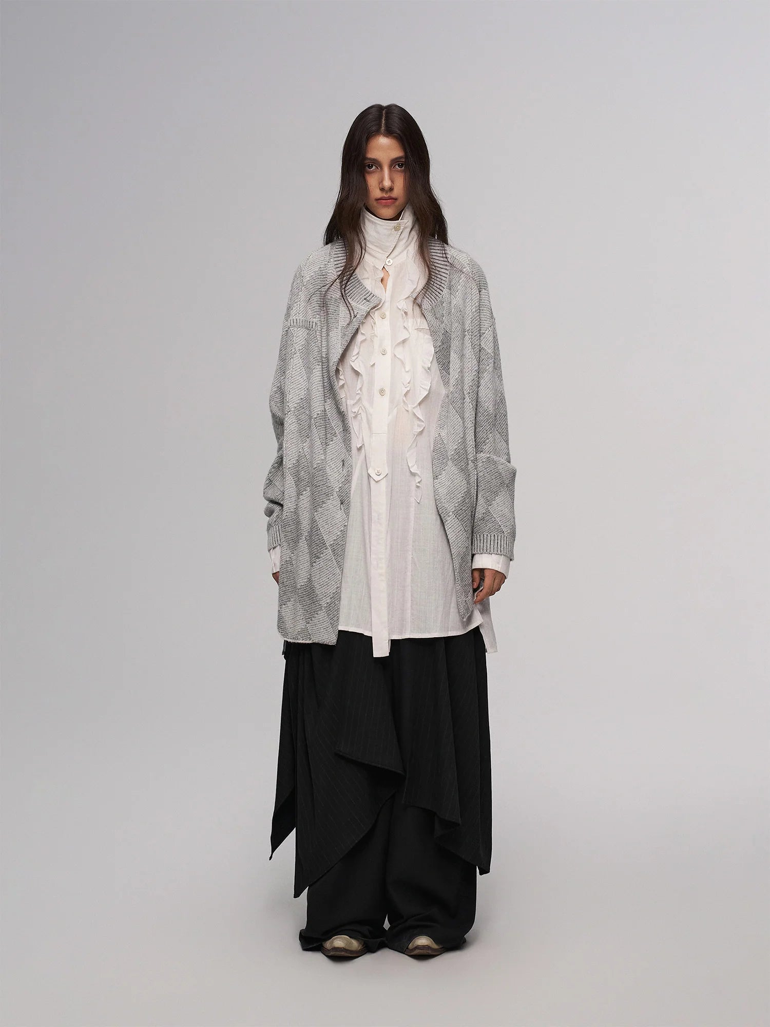 ILNya Nieternite Nifutur Sheer Ruffle Front Long Shirt