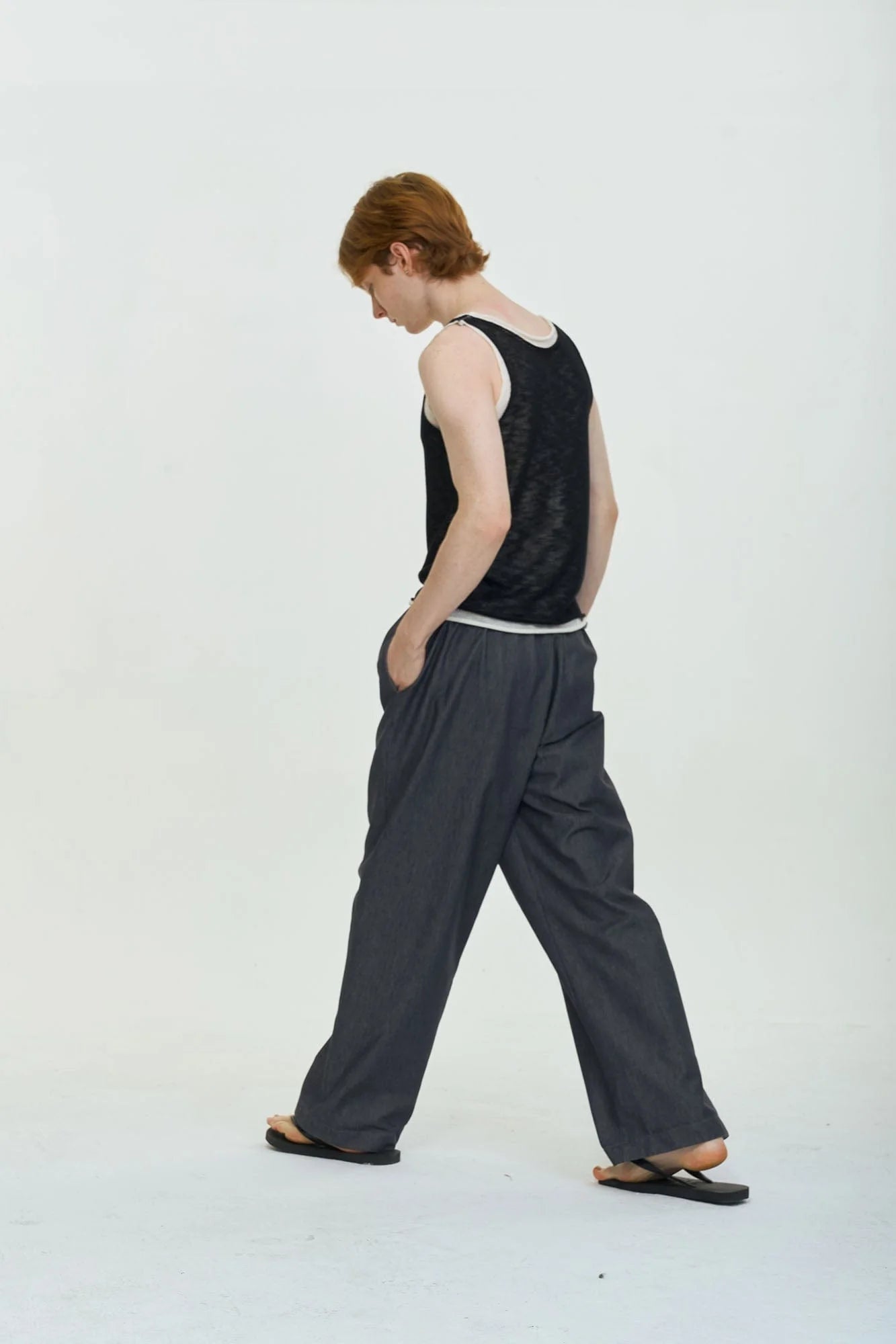 LEONSENSE Contrast Layered V-Neck Knit Tank Top
