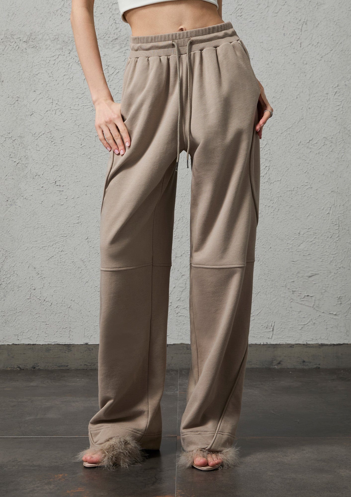 ORGANIC EMOTION Structured Panelled Oversized Sweatpants