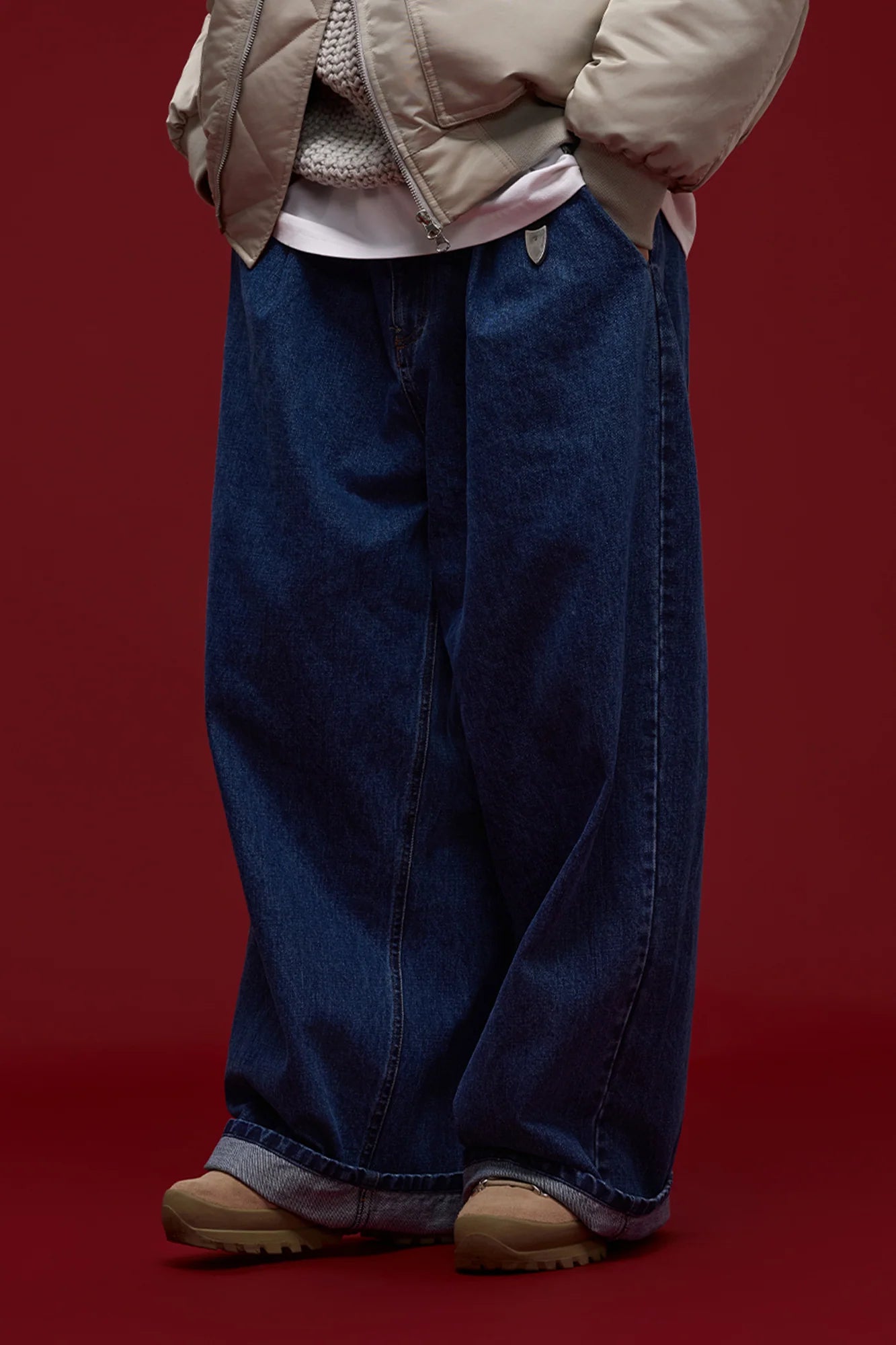 BANANA CLUB Essential Washed Wide-Leg Jeans