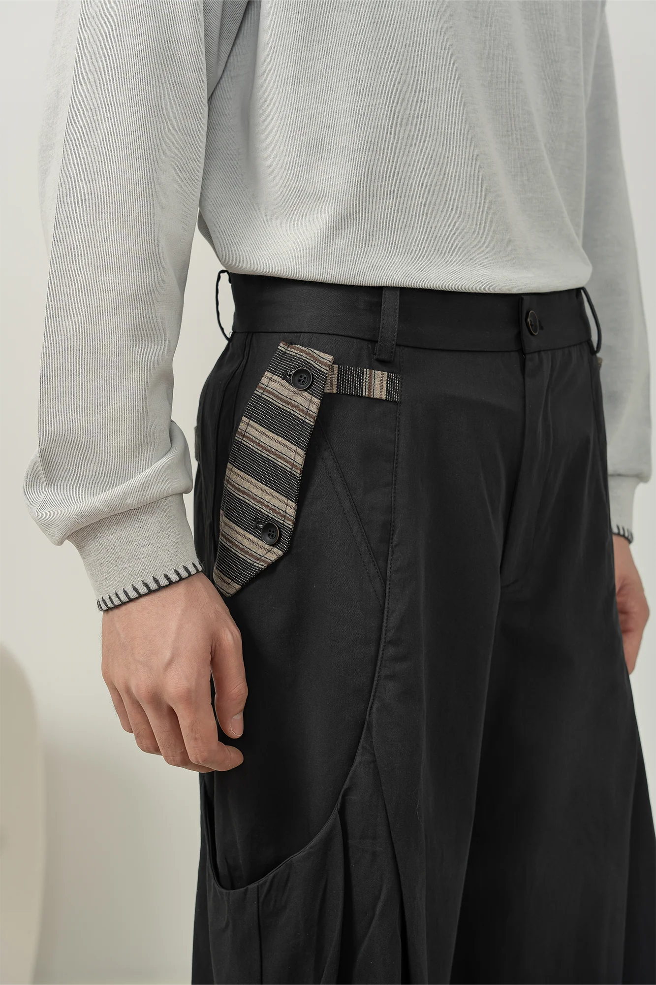 MOITIEDEPETALE Pleated Panel Oversized Cargo Pants