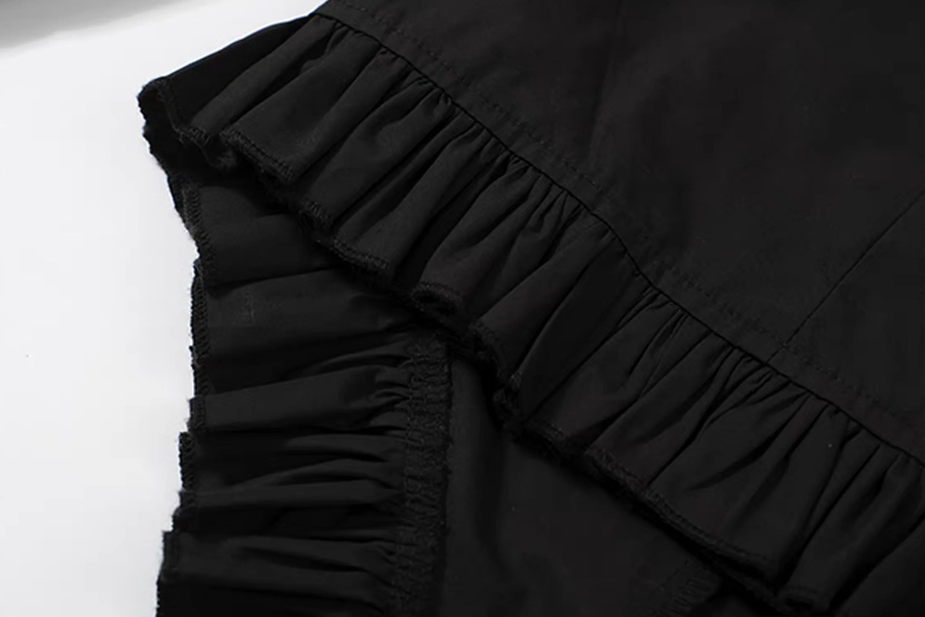 NOTHINGNESS WORLD Ruffle Bib Handkerchief-Hem Oversized Shirt